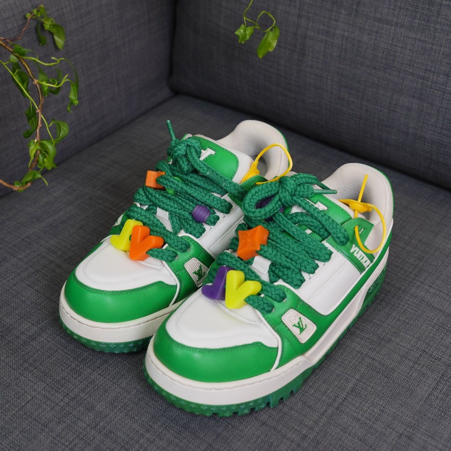 Louis Vuitton Louis Vuitton Training Green Lowtop Sneakers 8.5 Men Size US 8.5 / EU 41-42 - 1 Thumbnail