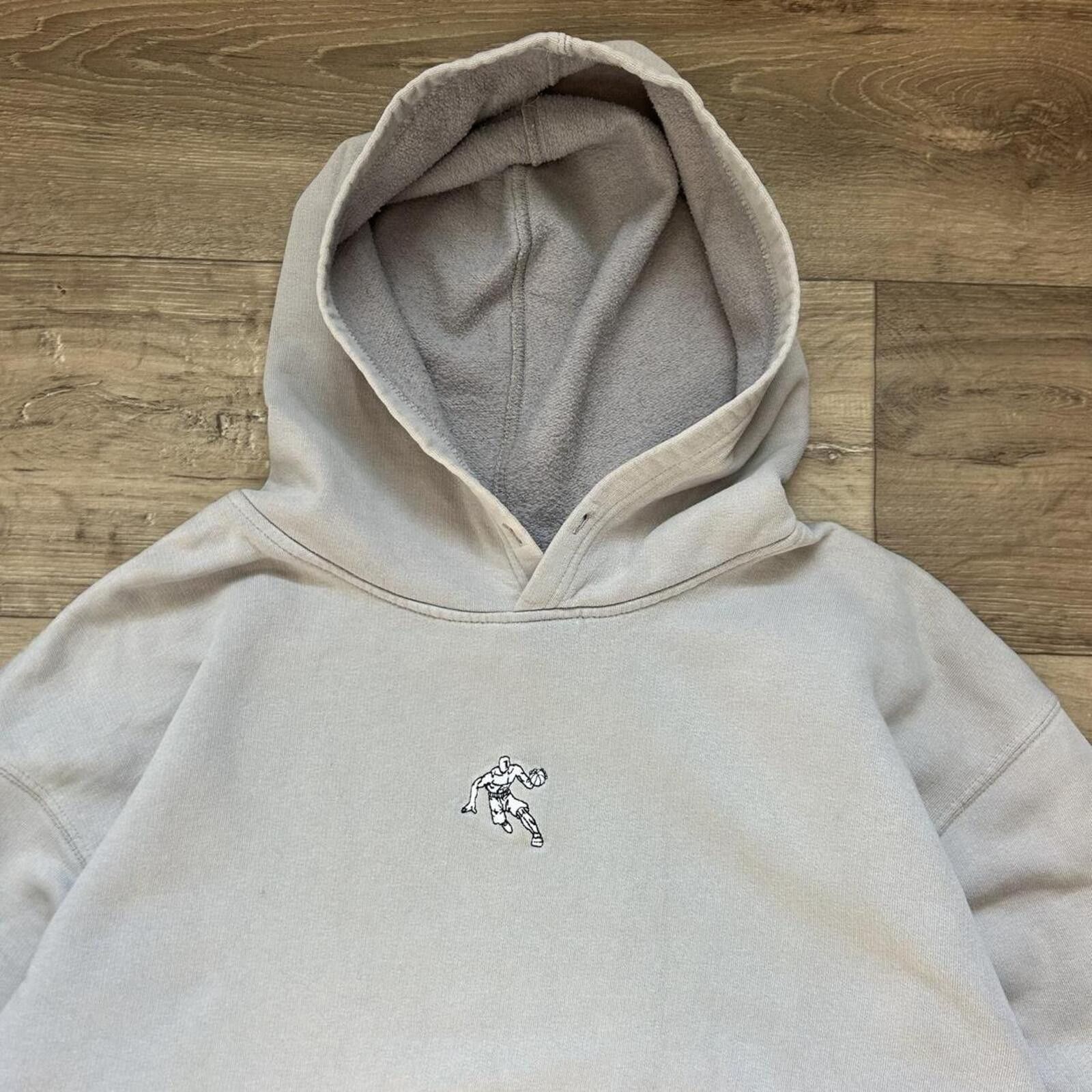 Other Vintage 90’s And 1 grey basketball hoodie Size L skater Size US L / EU 52-54 / 3 - 2 Thumbnail