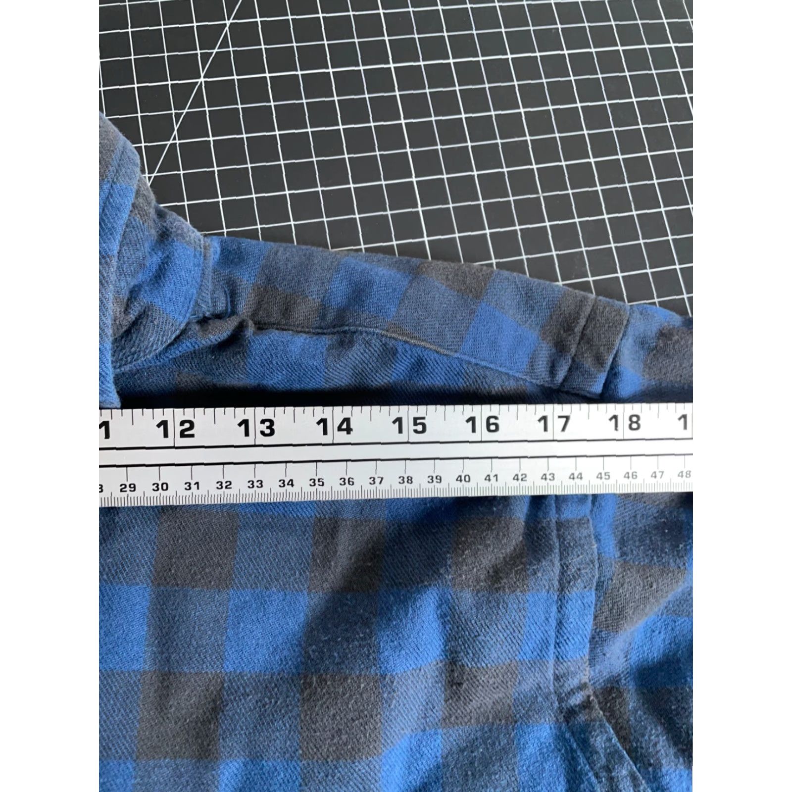 Polo Ralph Lauren VINTAGE Polo Ralph Lauren Flannel Shirt Adult Medium Blue Black Buffalo Plaid Oversized 80s Womens Size M / US 6-8 / IT 42-44 - 7 Thumbnail