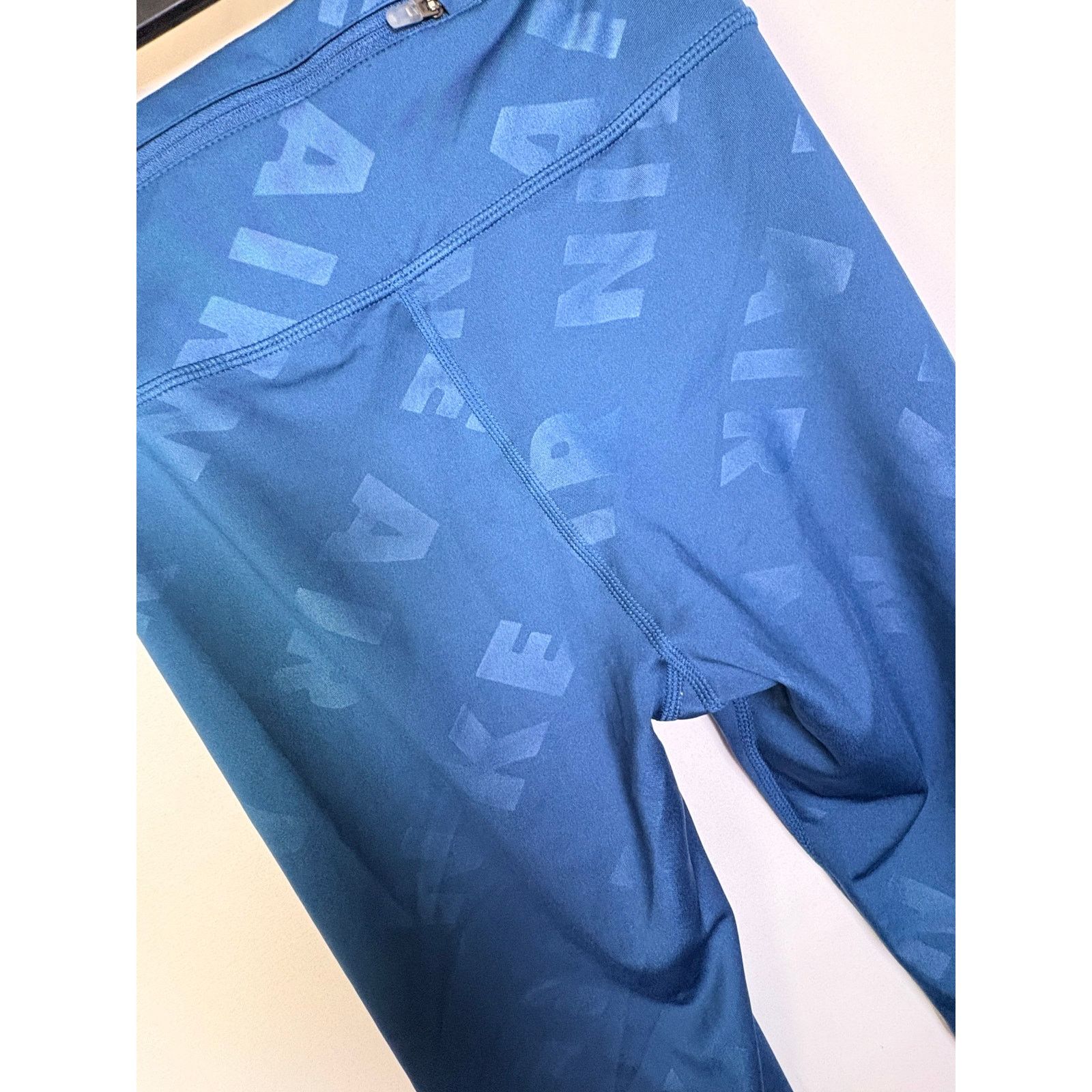 Nike 1030 NWT Nike Women High Waisted Air Tights Size XS Running Size 27" / US 4 / IT 40 - 7 Thumbnail