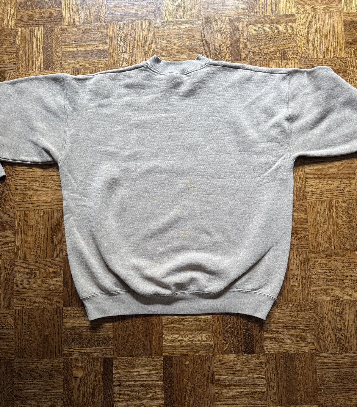 Vintage Vintage 90s Fruit of the Loom Blank Crewneck Sweatshirt Size US L / EU 52-54 / 3 - 5 Thumbnail