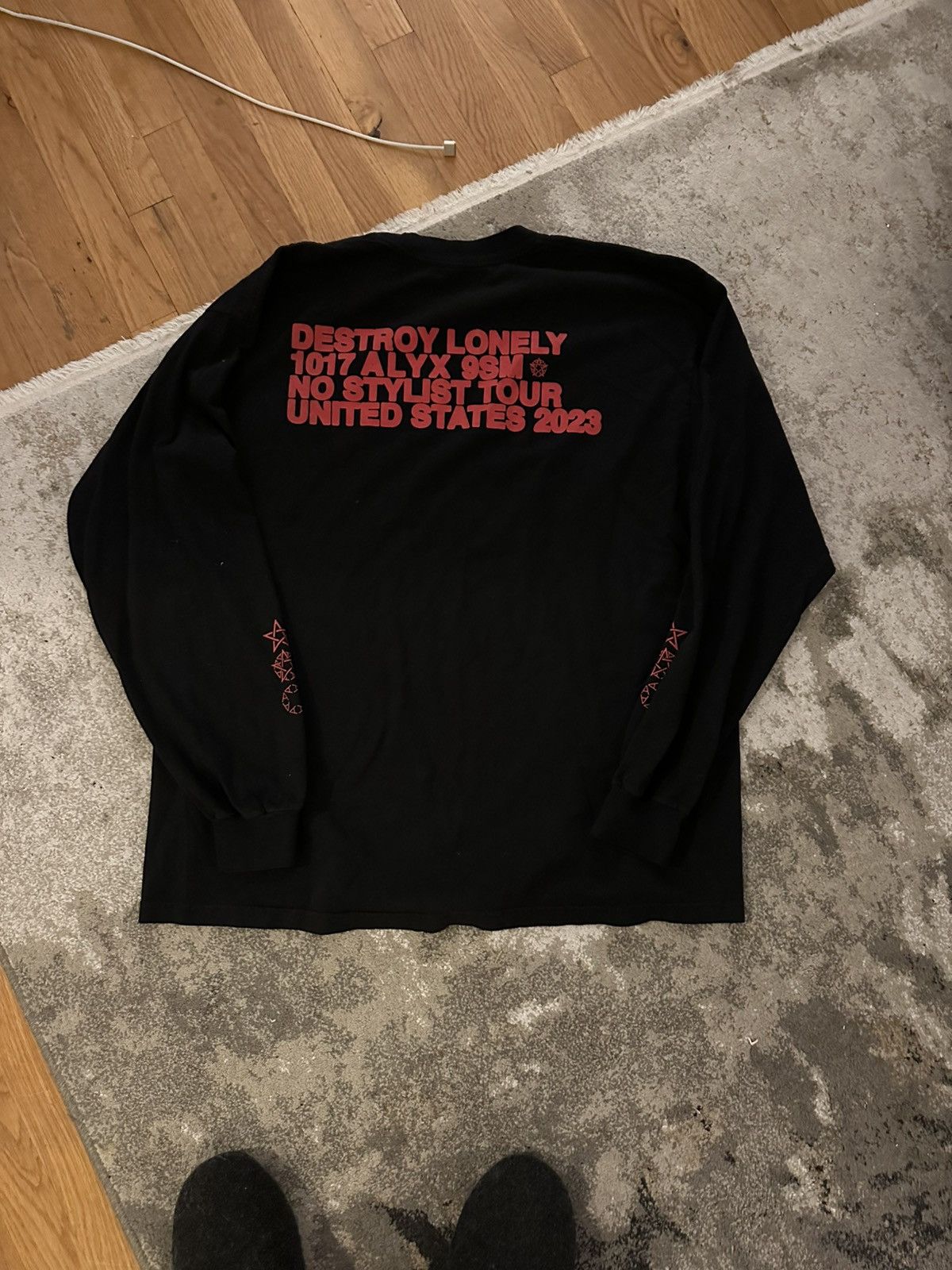 destroy lonely NOSTYLIS tour ロンT Destroy Lonely Destroy Lonely No Stylist Crown LS Tee | Grailed