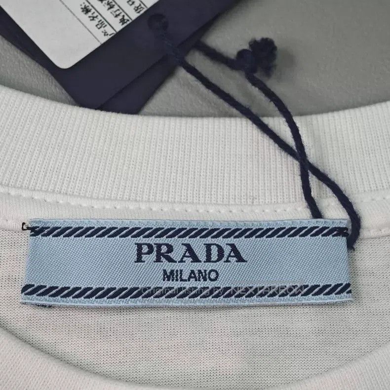 Prada Prada White sleeve arm metal triangle arm bag short sleeve Size XS / US 0-2 / IT 36-38 - 5 Thumbnail