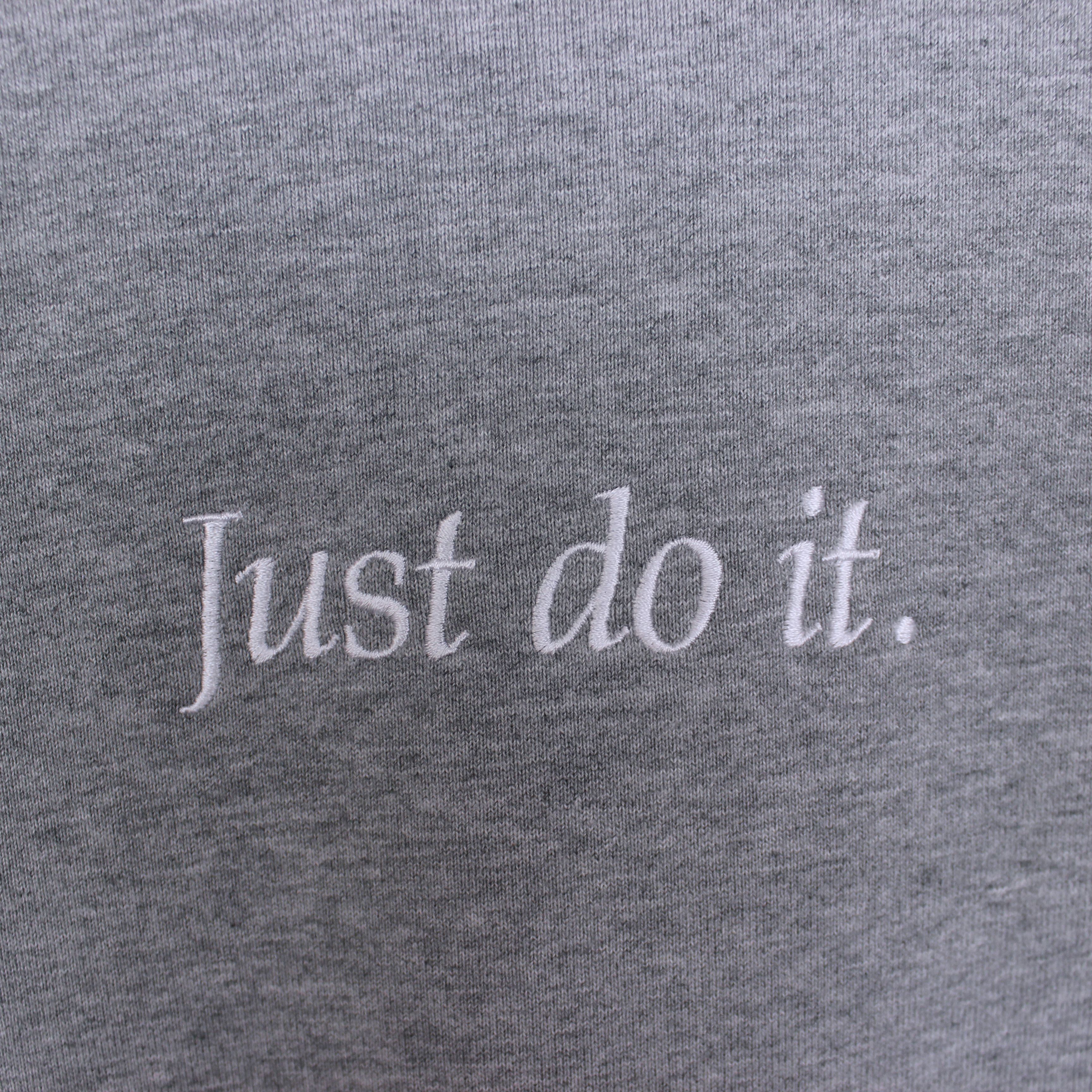 Nike Nike Logo Embroidered Round Neck Pullover light grey CD041 Size US S / EU 44-46 / 1 - 4 Thumbnail