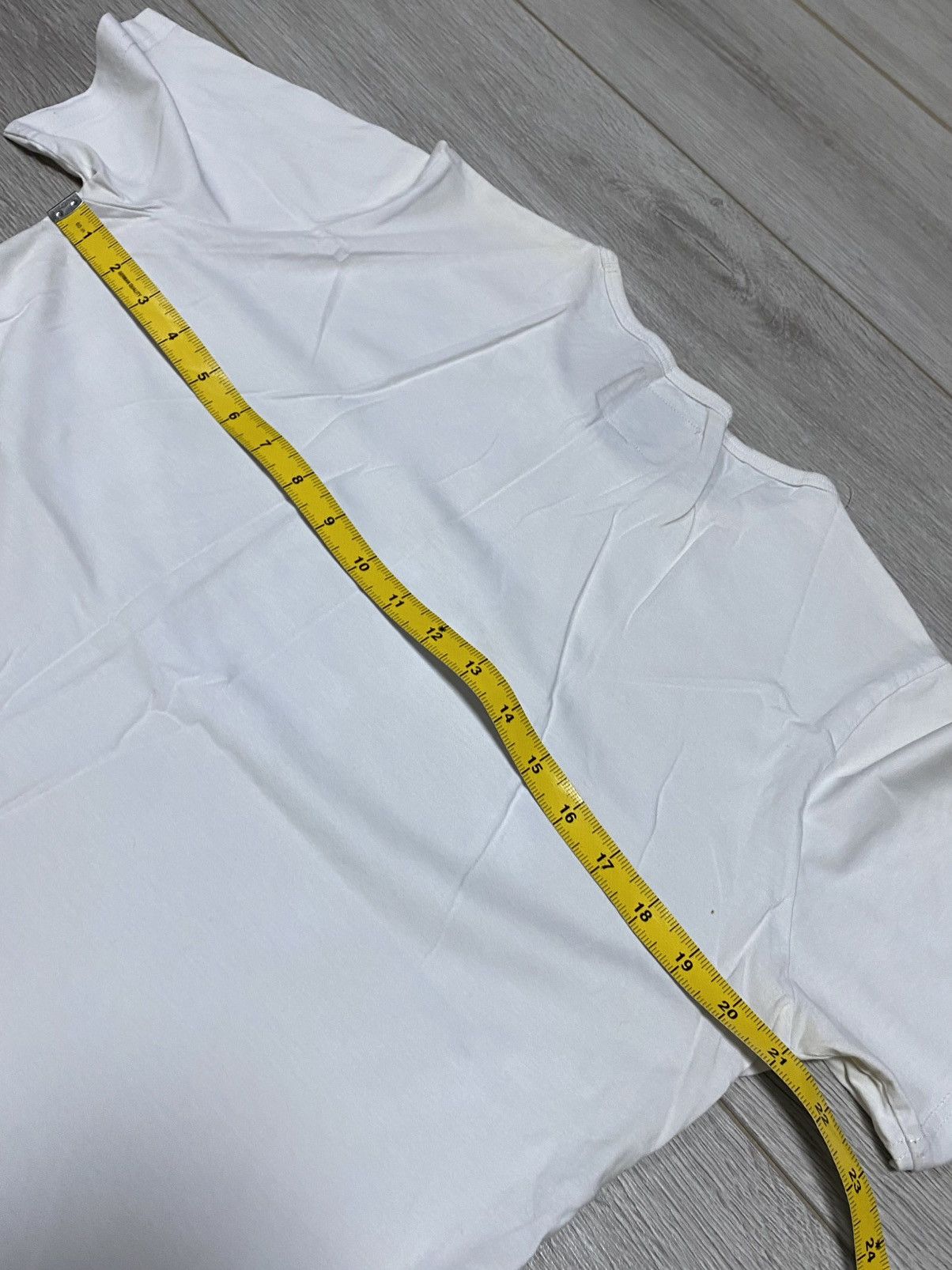 Vivienne Westwood Vivienne Westwood big gold orb buttons tee rhinestones eb0 Size XL / US 12-14 / IT 48-50 - 8 Thumbnail
