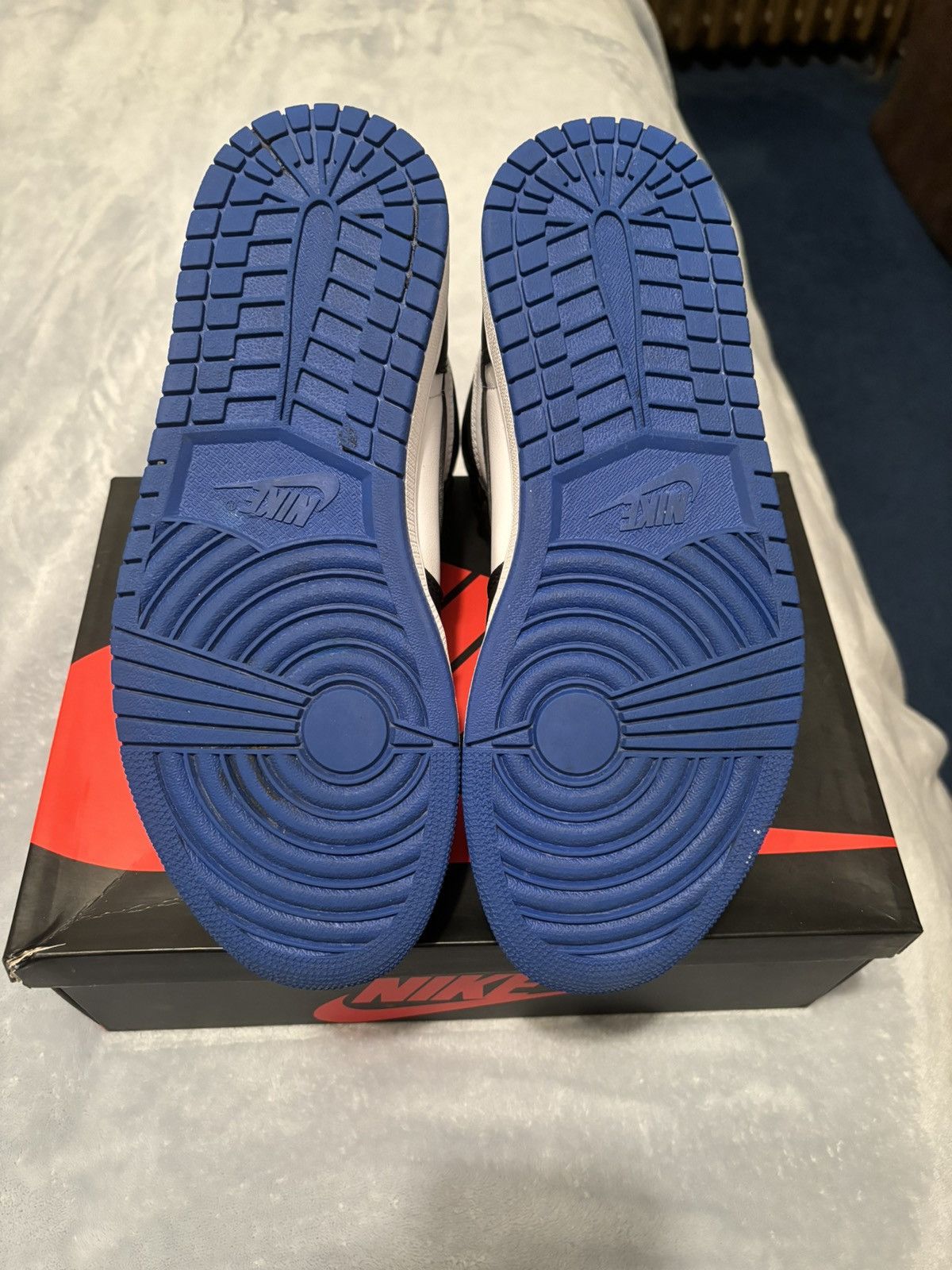Jordan Brand Jordan 1 Retro OG High Royal Toe 2020 Size 9 Size US 9 / EU 42 - 6 Thumbnail