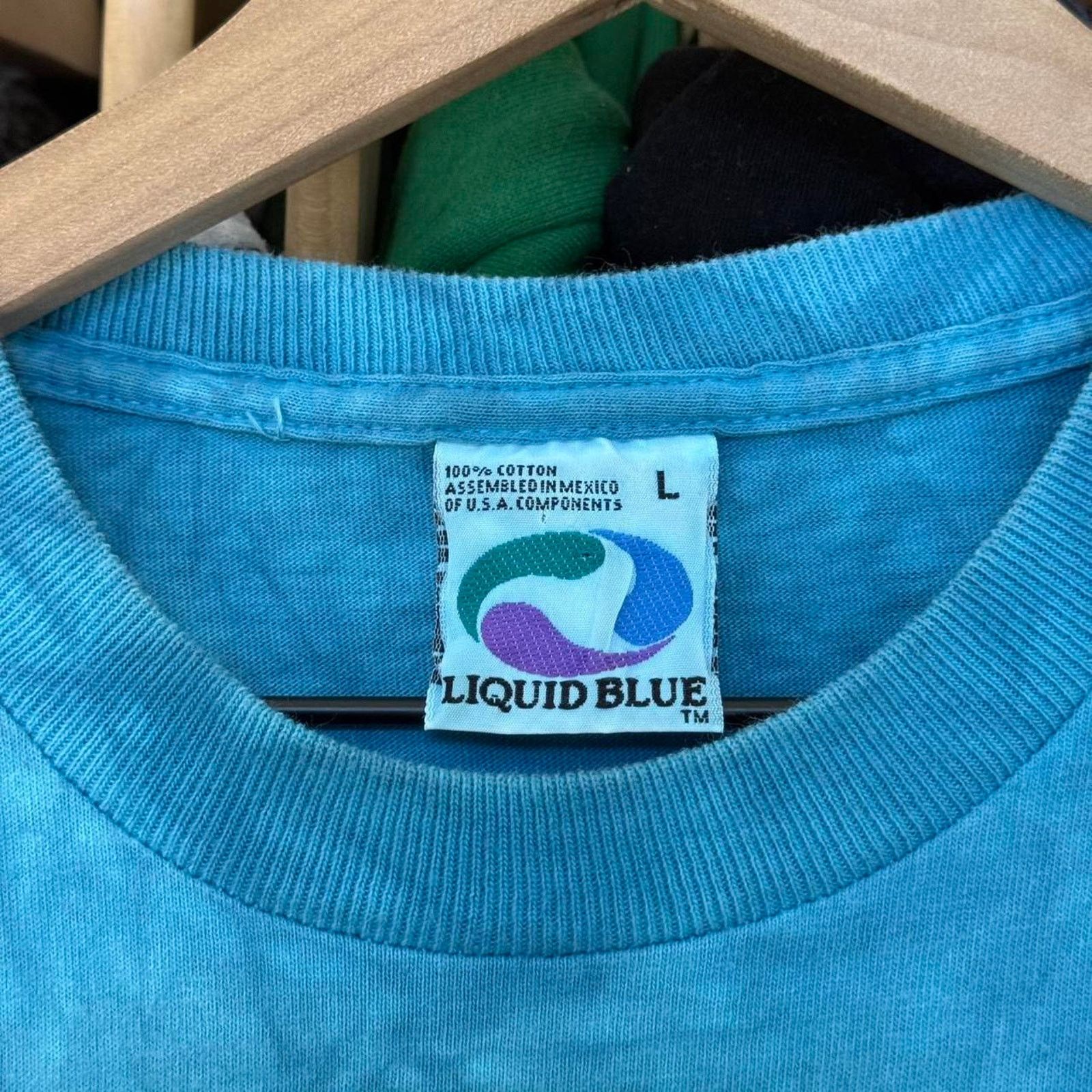 Liquid Blue Vintage 1998 liquid blue ocean aop turtle t-shirt Size US L / EU 52-54 / 3 - 6 Thumbnail