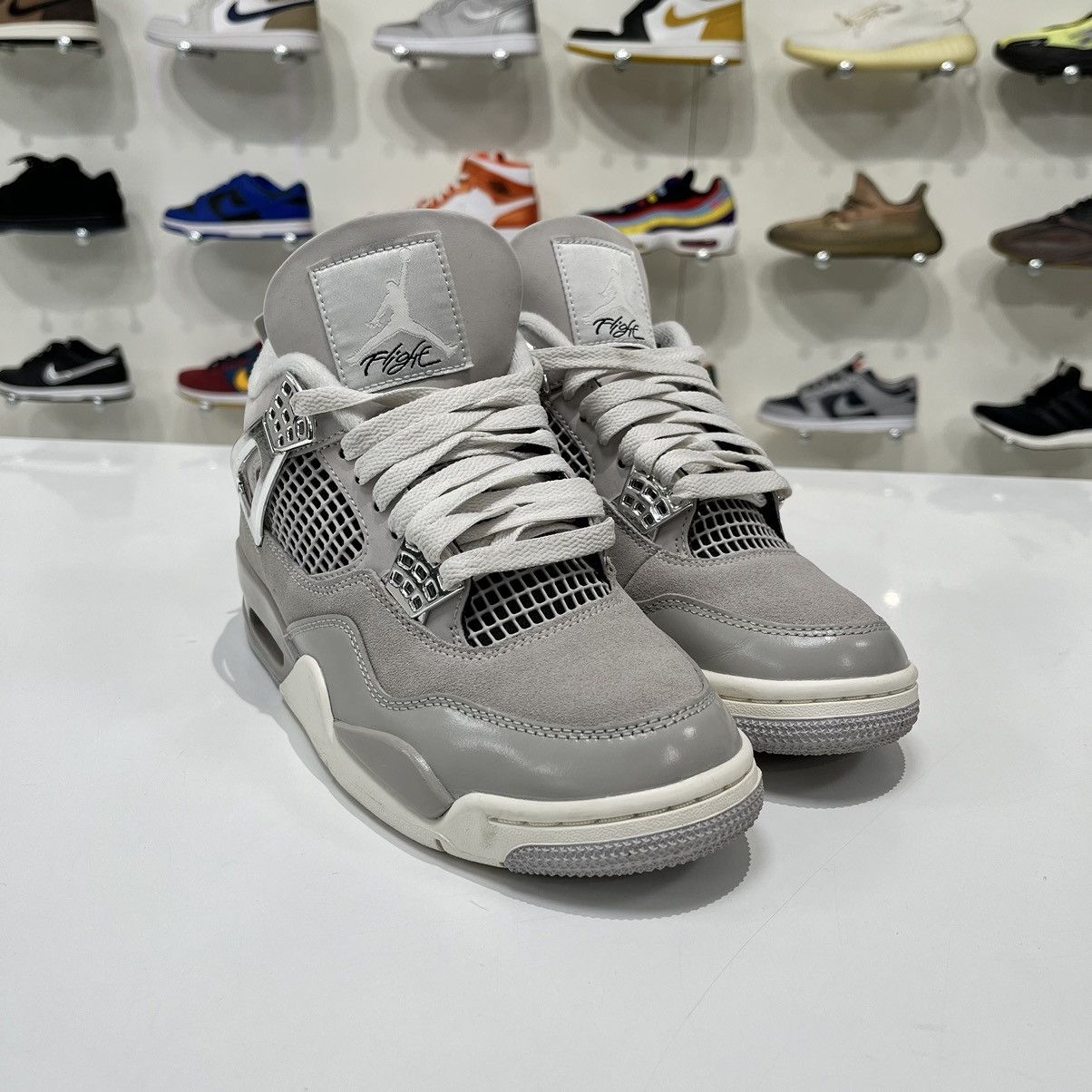 Nike Air Jordan 4 Retro Frozen Moments (W) Size US 6 / IT 36 - 7 Thumbnail