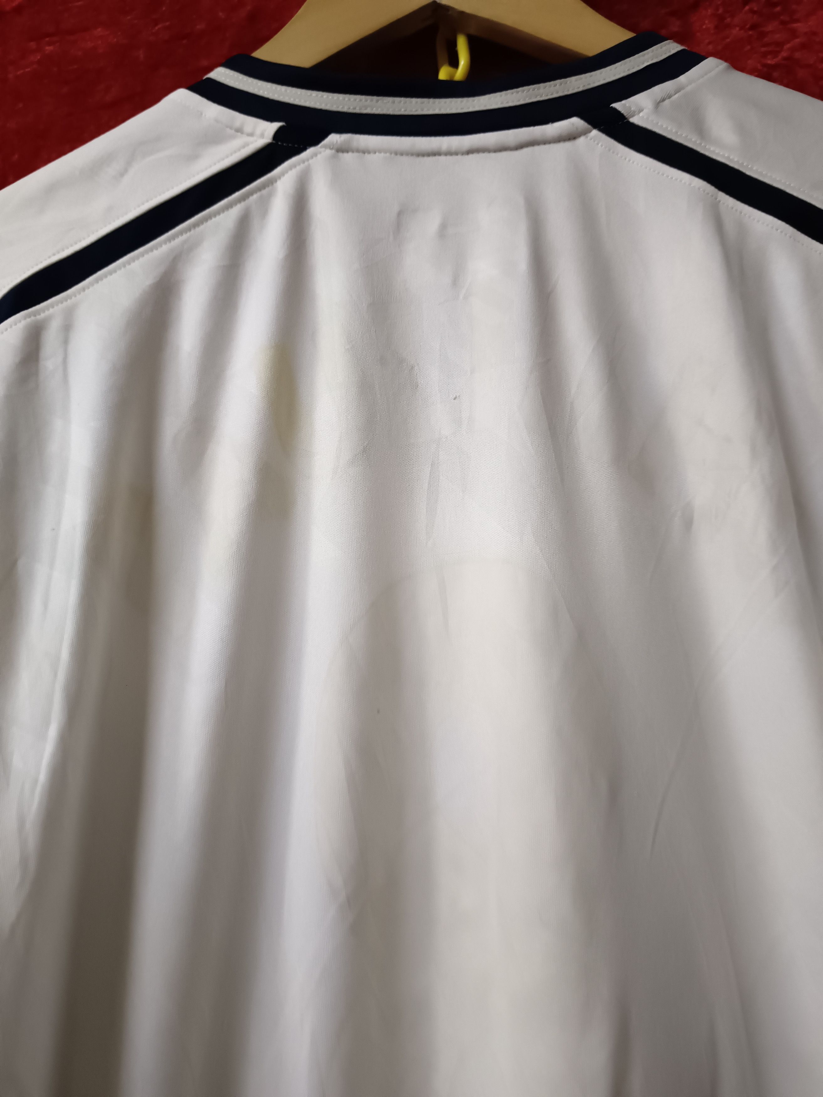 Under Armour Tottenham Hotspurs 2013/2014 Player Issue No 8 Paulinho Size US L / EU 52-54 / 3 - 20 Thumbnail