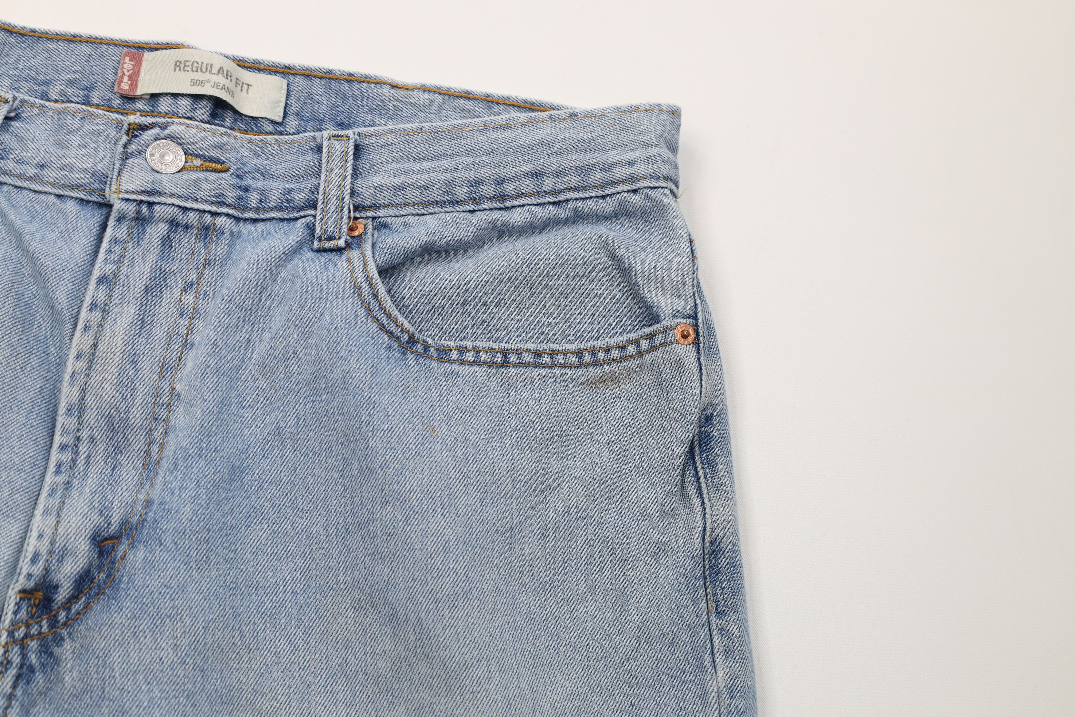 Levi's Vintage Y2K 2004 Levis 505 Regular Straight Leg Jeans Blue Size US 38 / EU 54 - 9 Thumbnail