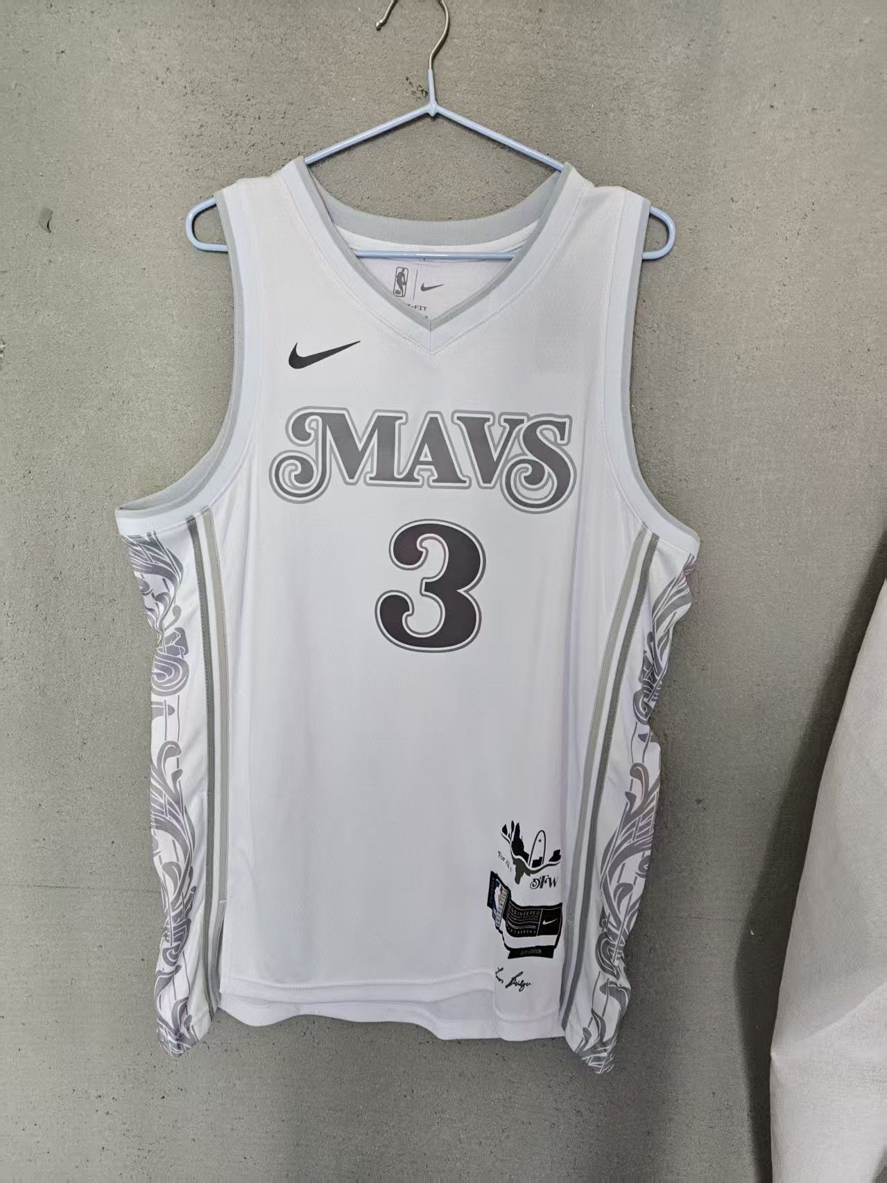 NBA Dallas Mavericks #3 Anthony Davis Jersey L Size US L / EU 52-54 / 3 - 2 Thumbnail