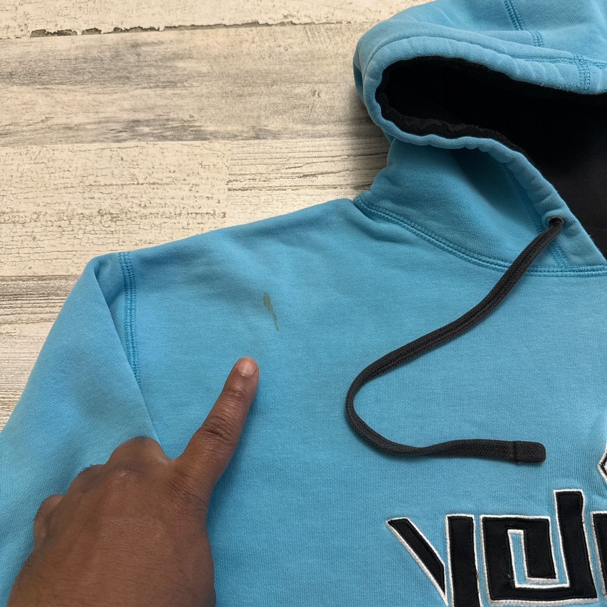Volcom Vintage Surf Skater THRASHED Volcom Embroidered Hoodie XL Size US XL / EU 56 / 4 - 4 Thumbnail