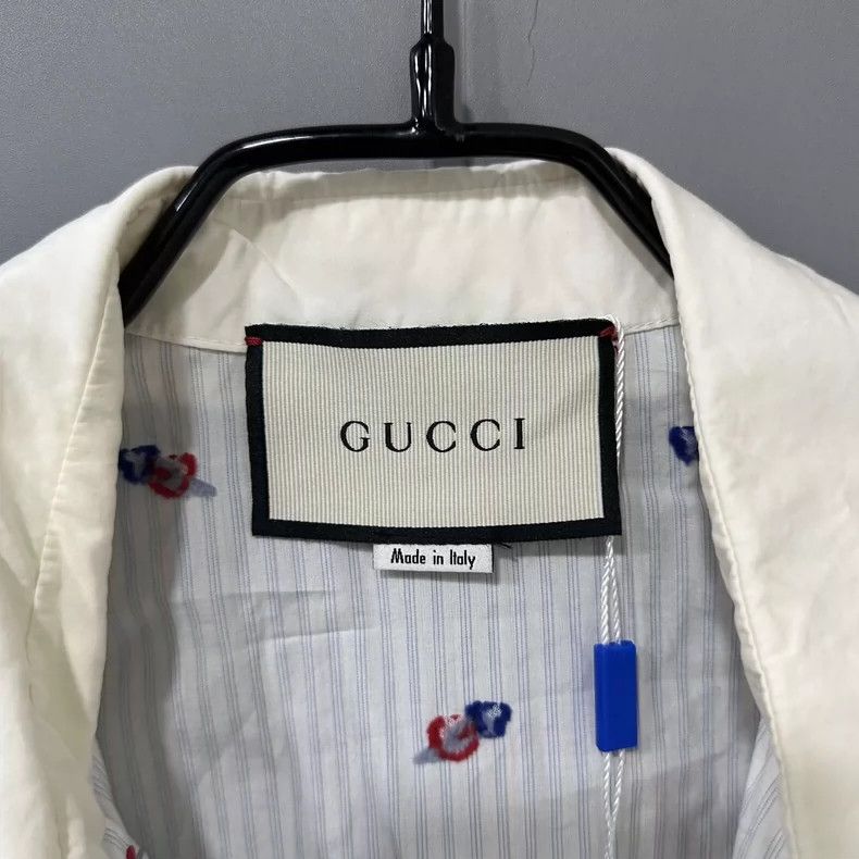Gucci Gucci Size 38 Heart-printed shirt 2502-Nextarrow Size US S / EU 44-46 / 1 - 6 Thumbnail