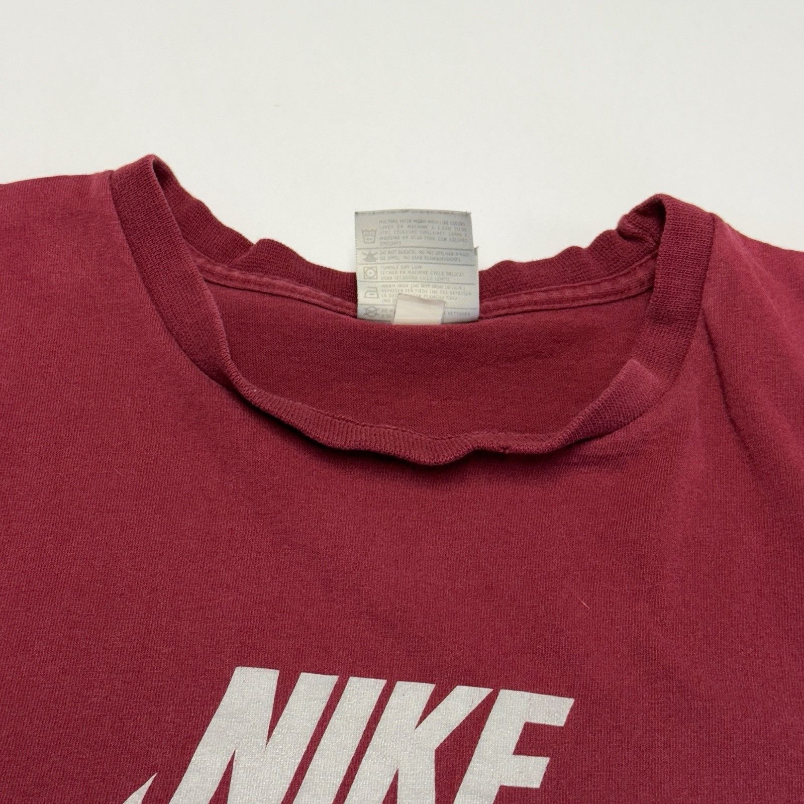Vintage Vintage Y2K Nike T Shirt Mens Large Red Short Sleeve Size US L / EU 52-54 / 3 - 5 Thumbnail