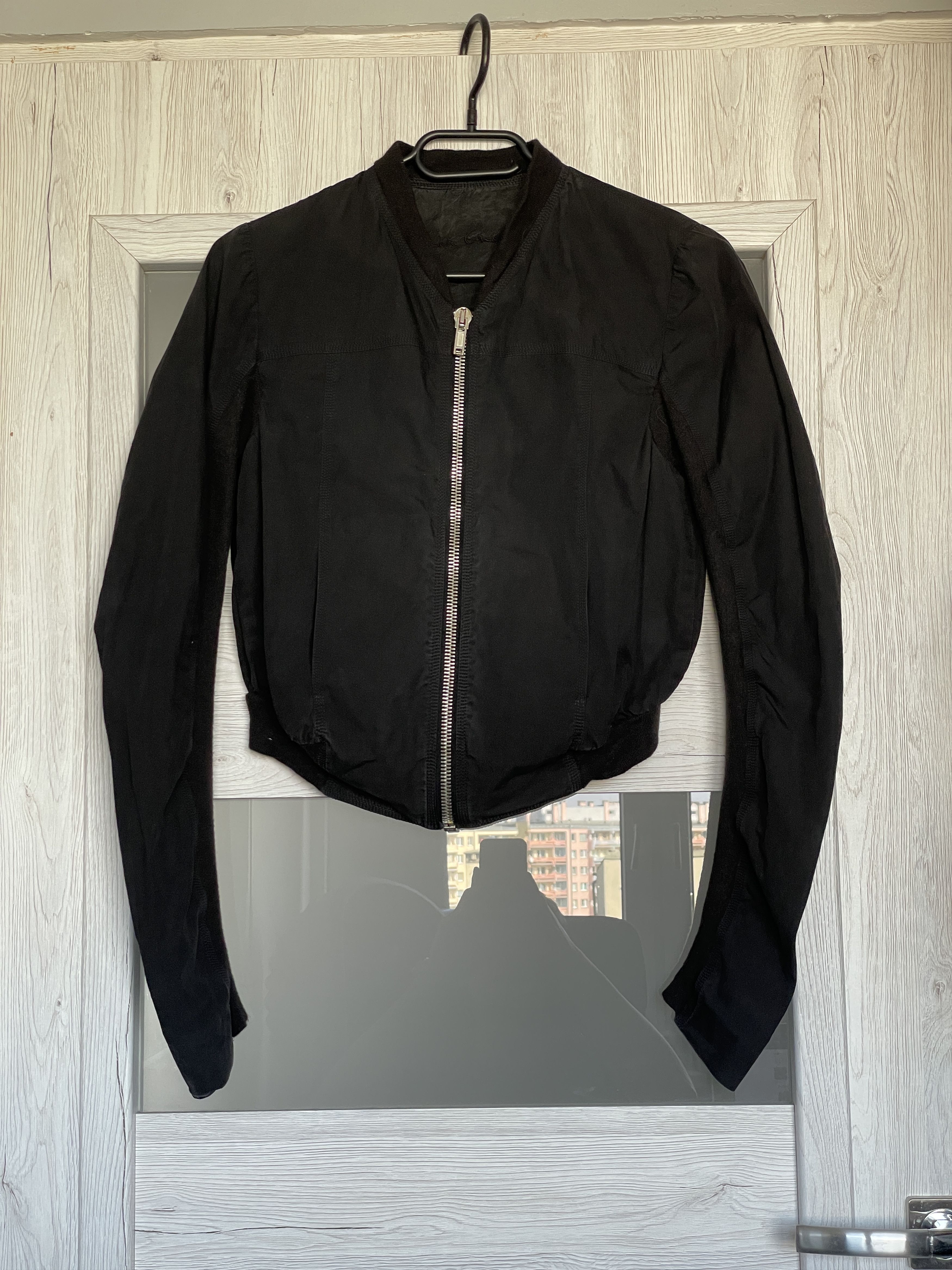 Rick Owens RICK OWENS LONG SLEEVES CROPPED BLACK BOMBER JACKET Size S / US 4 / IT 40 - 1 Thumbnail