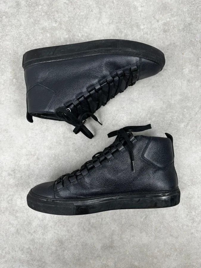 Balenciaga 2010s Balenciaga Dark Navy Arena Grained Leather High Sneakers Size US 9.5 / EU 42-43 - 2 Thumbnail