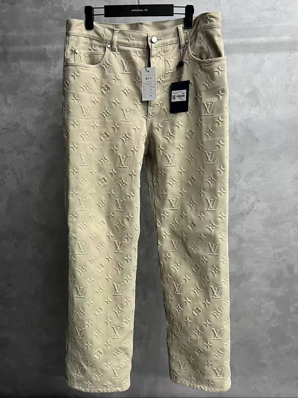 Louis Vuitton Louis Vuitton Monogram Embossed Pants US 33 Size US 33 - 1 Thumbnail