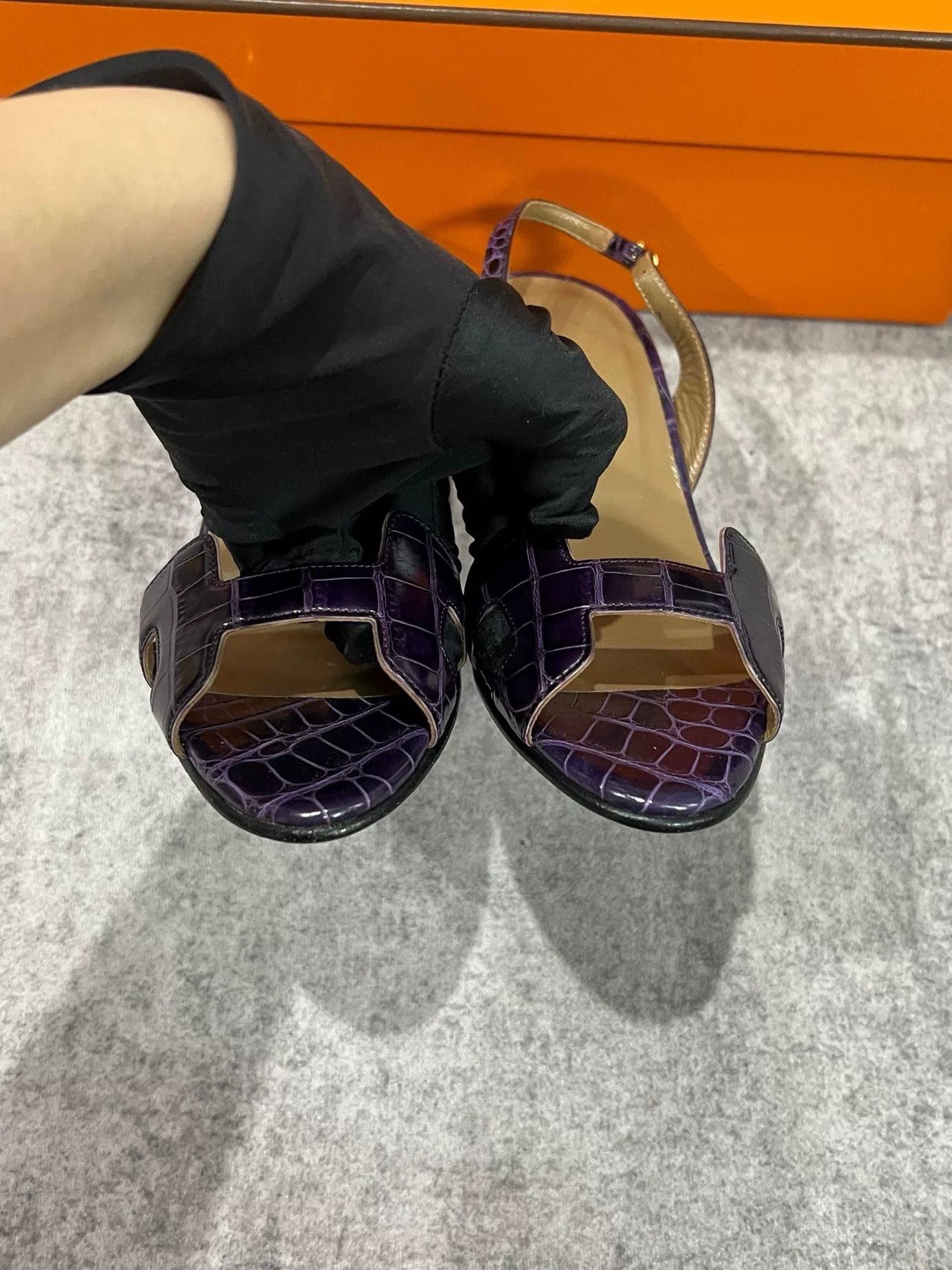 Hermes Hermes Purple Crocodile Heeled H Sandals Size US 7 / EU 40 - 5 Thumbnail