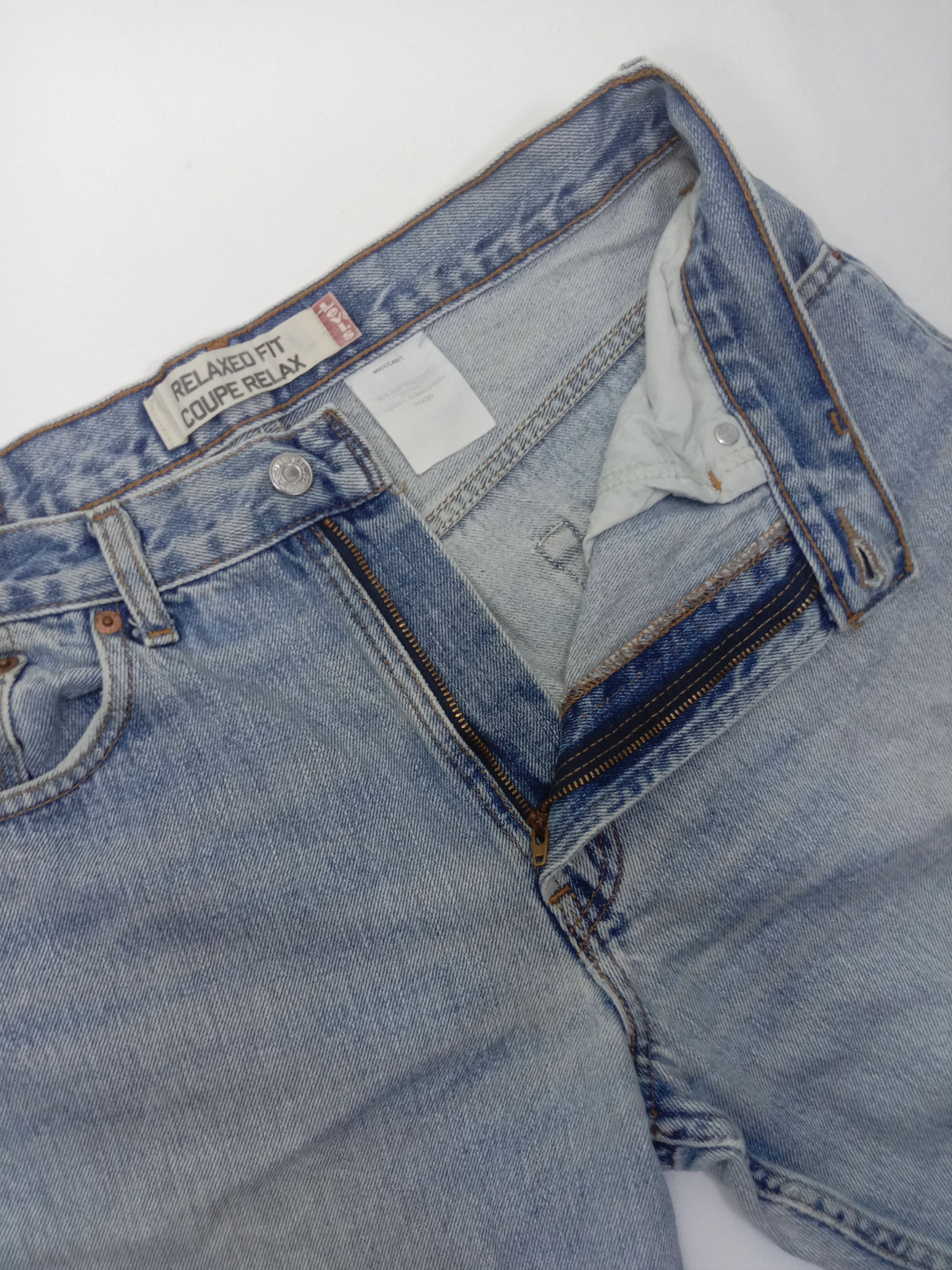 Levi's Vintage Levi's 550 Light Wash Jeans Relaxed Fit Denim Size US 33 - 9 Thumbnail