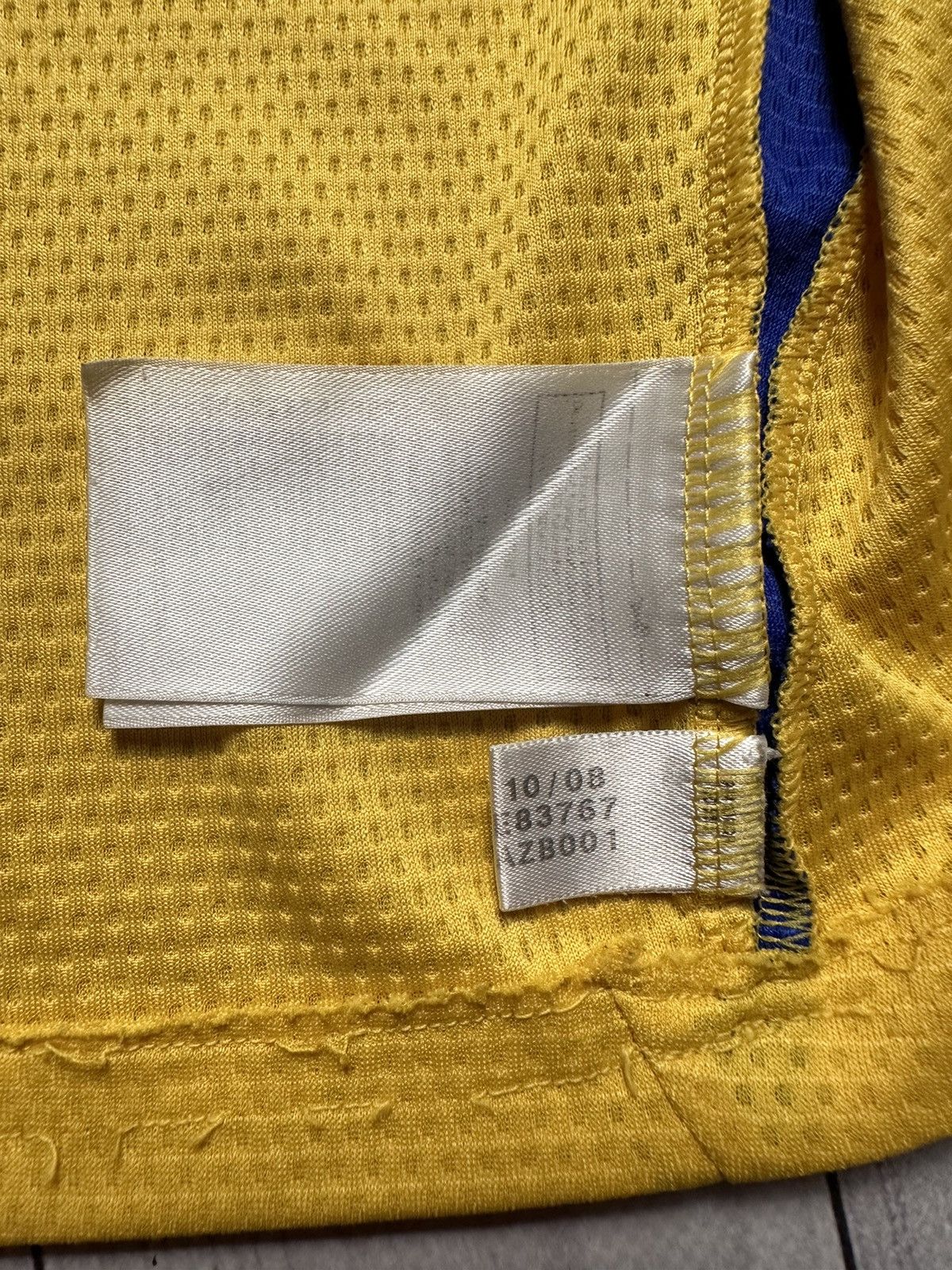 Vintage Vintage adidas Ukraine soccer jersey long sleeve S Size US S / EU 44-46 / 1 - 7 Thumbnail