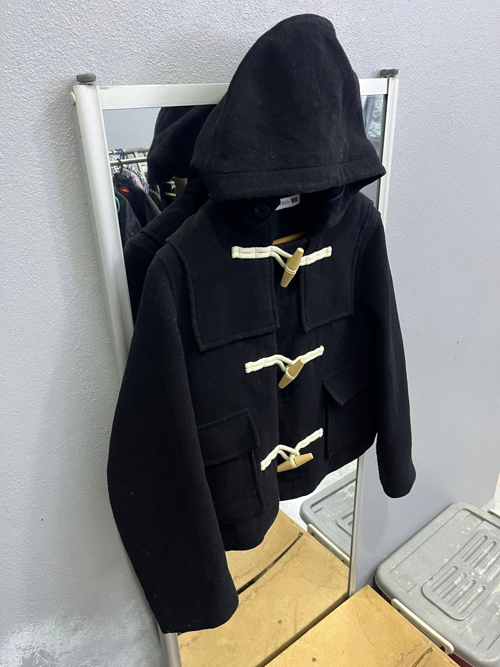 JW Anderson × Uniqlo JW Anderson x Uniqlo Cropped Duffle Jacket Size S / US 4 / IT 40 - 3 Thumbnail