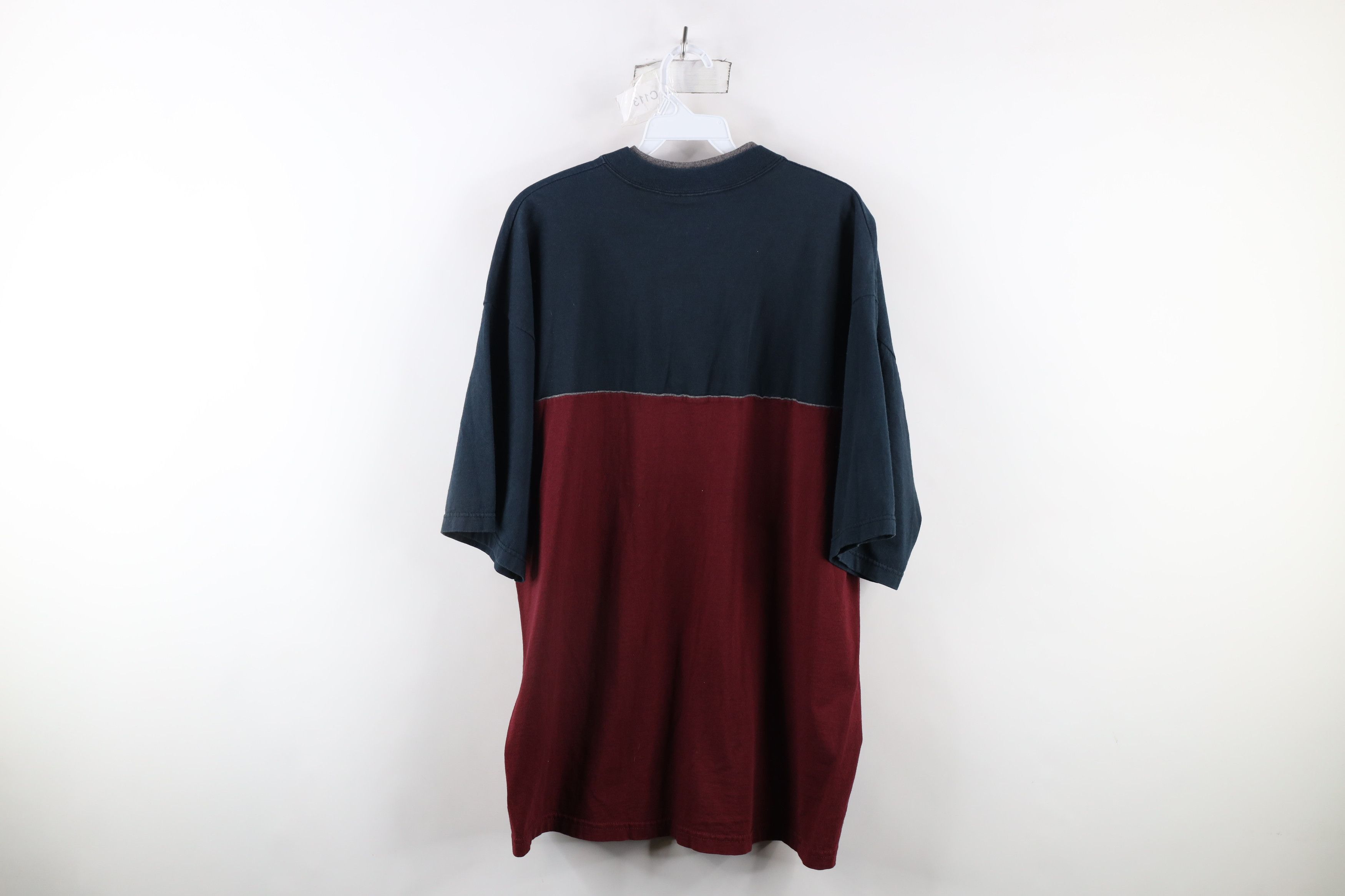 Vintage Vintage 90s Streetwear Block Heavyweight Baggy T-Shirt Size US XL / EU 56 / 4 - 8 Thumbnail