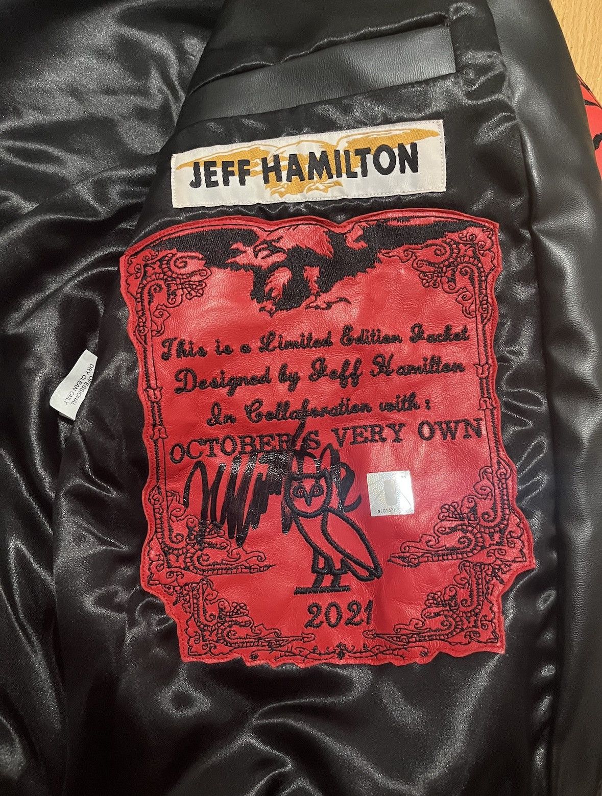 Jeff Hamilton × October's Very Own OVO x JEFF HAMILTON JURASSIC PARK TORONTO RAPTORS VARSITY Size US M / EU 48-50 / 2 - 10 Thumbnail