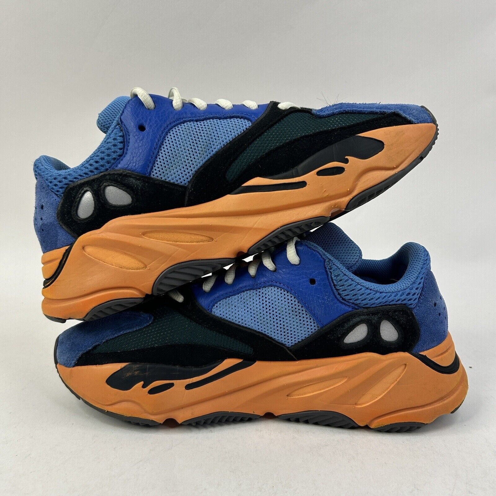 Adidas Adidas Yeezy Boost 700 “Bright Blue” 2024 Size US 8.5 / IT 38.5 - 3 Thumbnail