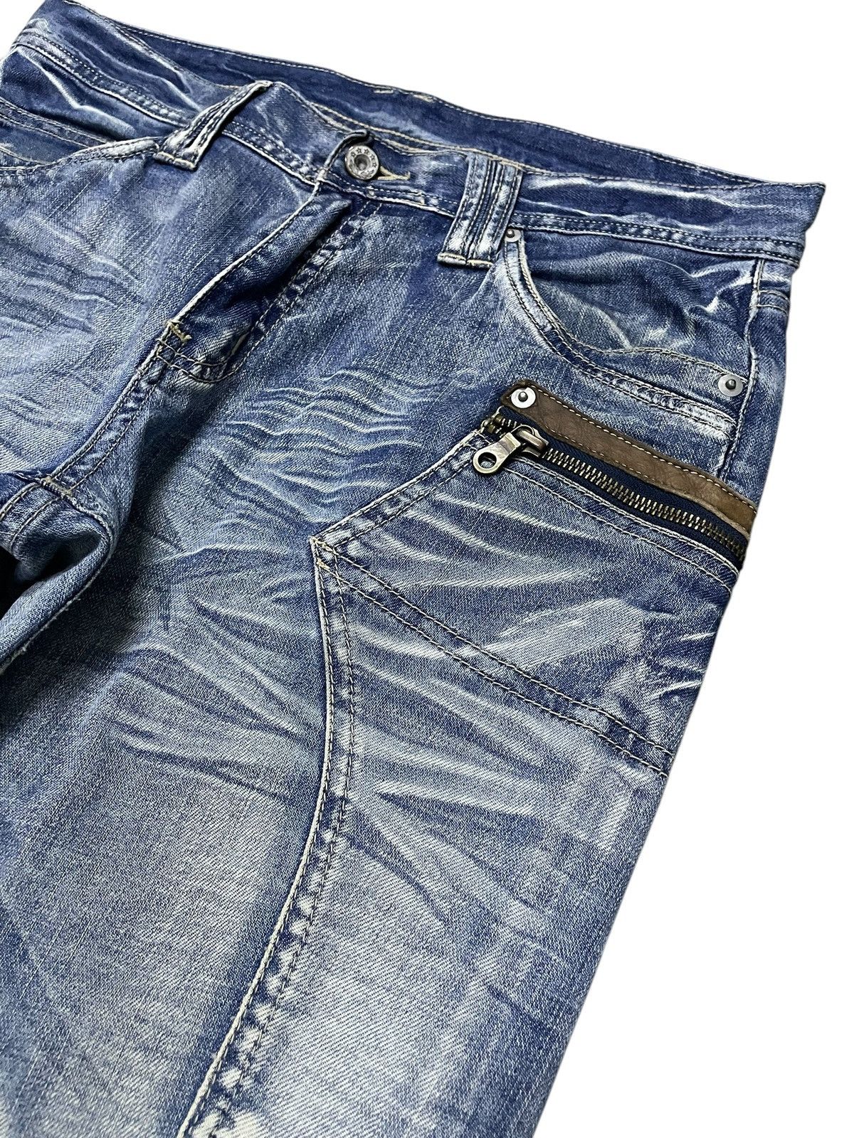 Michel Klein × Tornado Mart Michel Klein Japan Spiral Flared Panelling Gun Pocket Jeans Size US 32 / EU 48 - 8 Thumbnail