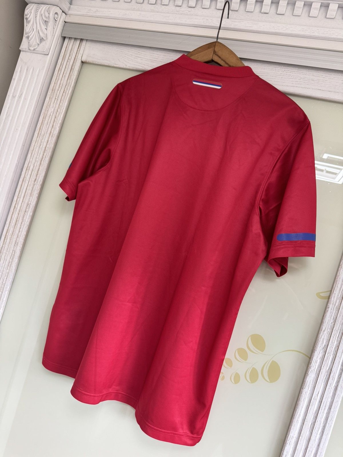 Nike Serbia 2010-2011 Home Soccer Jersey Football Kit Shirt Size US L / EU 52-54 / 3 - 7 Thumbnail