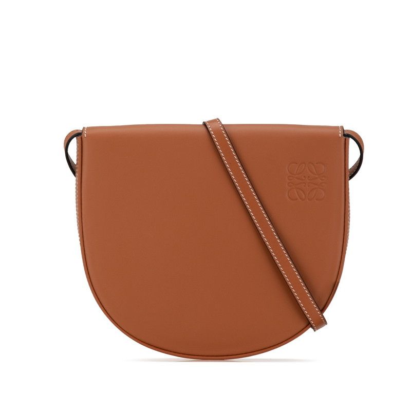 Loewe Loewe Loewe Anagram Leather Shoulder Bag Brown Leather Crossbody Bag in Great Condition Size ONE SIZE - 1 Thumbnail