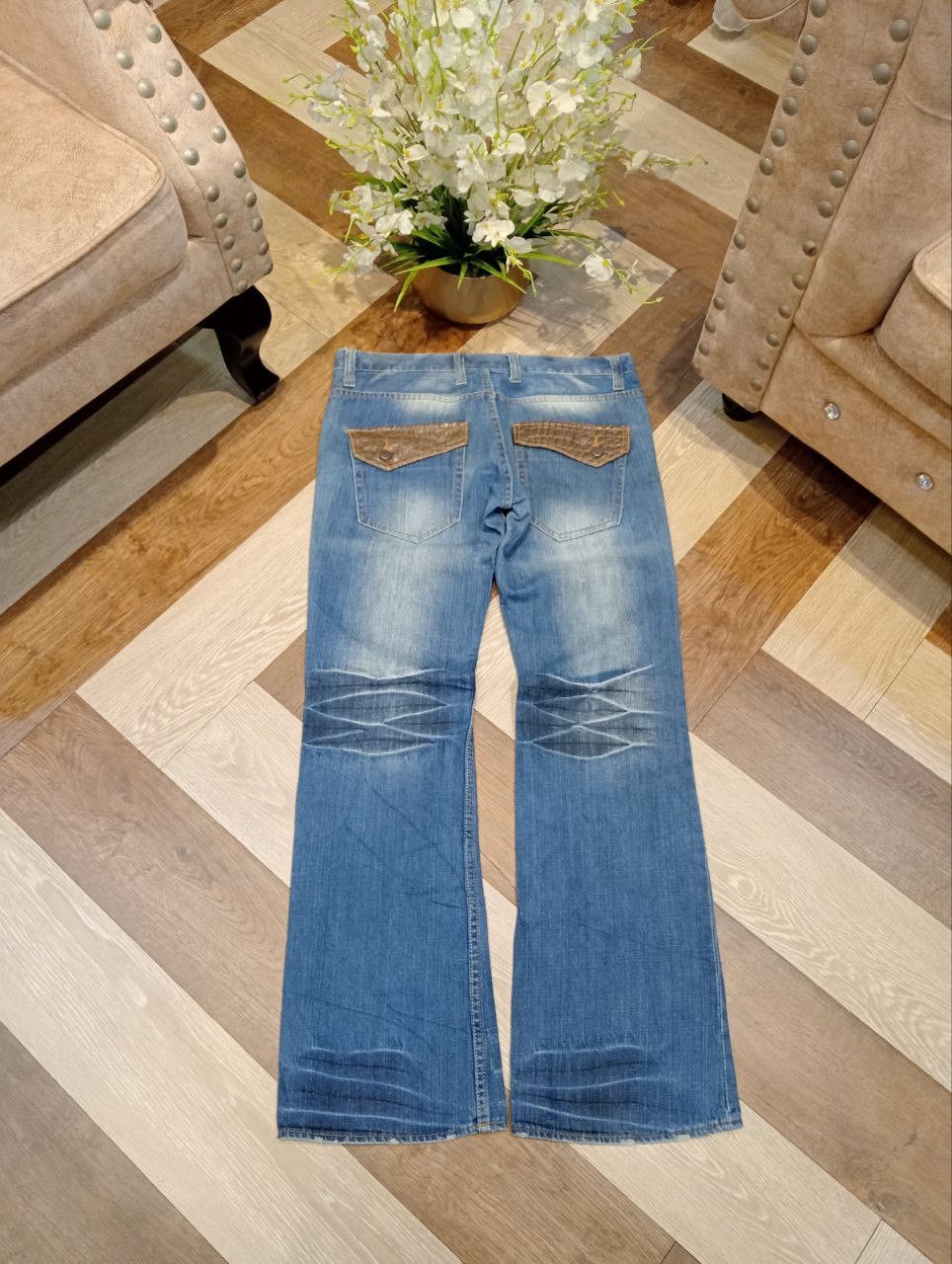 Japanese Brand ROOT THREE JAPAN BLUE WASHED FLARED DENIM JEANS Size US 34 / EU 50 - 10 Thumbnail