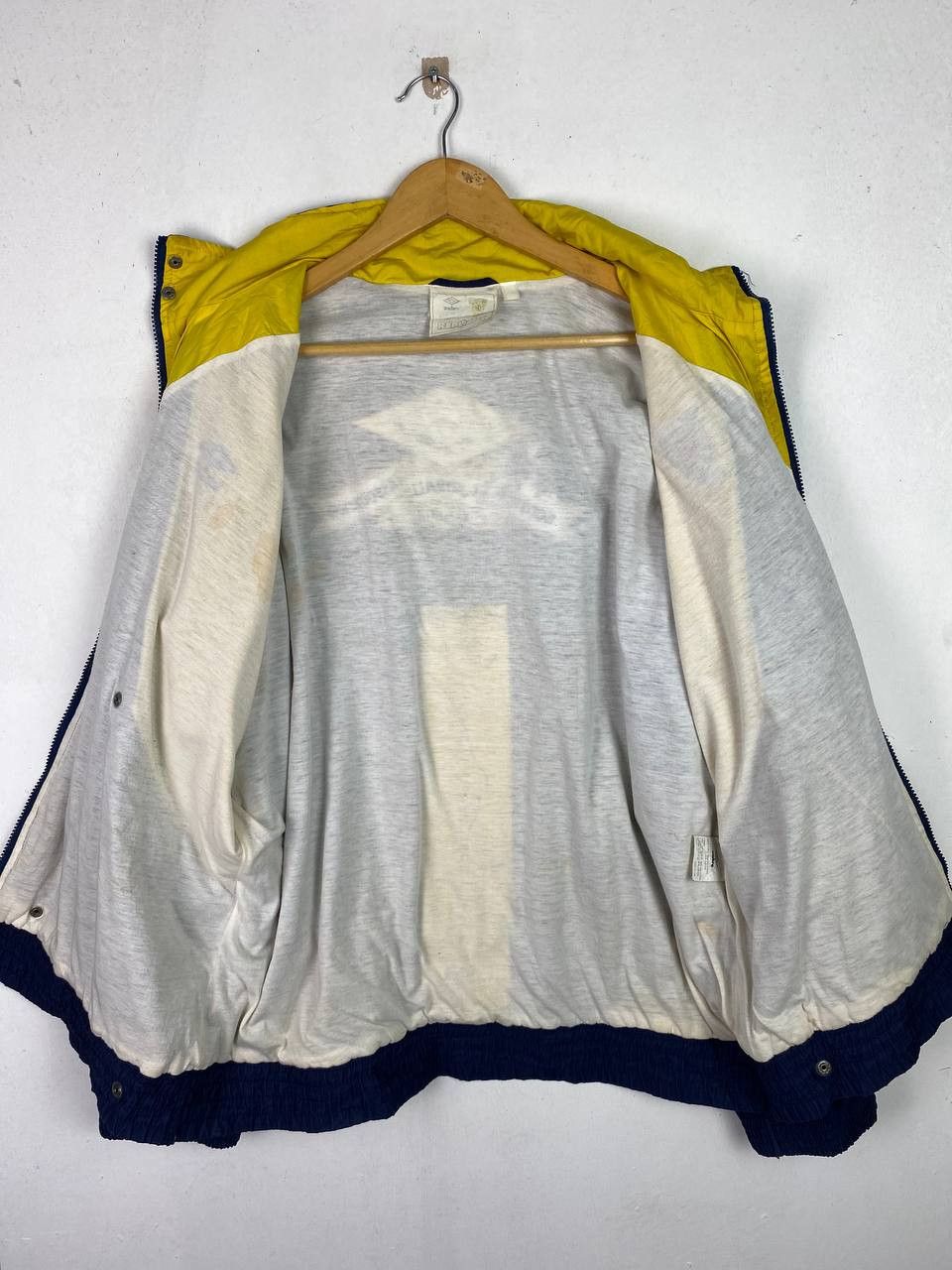 Vintage vintage umbro scottish football association light jacket Size US XXL / EU 58 / 5 - 12 Thumbnail