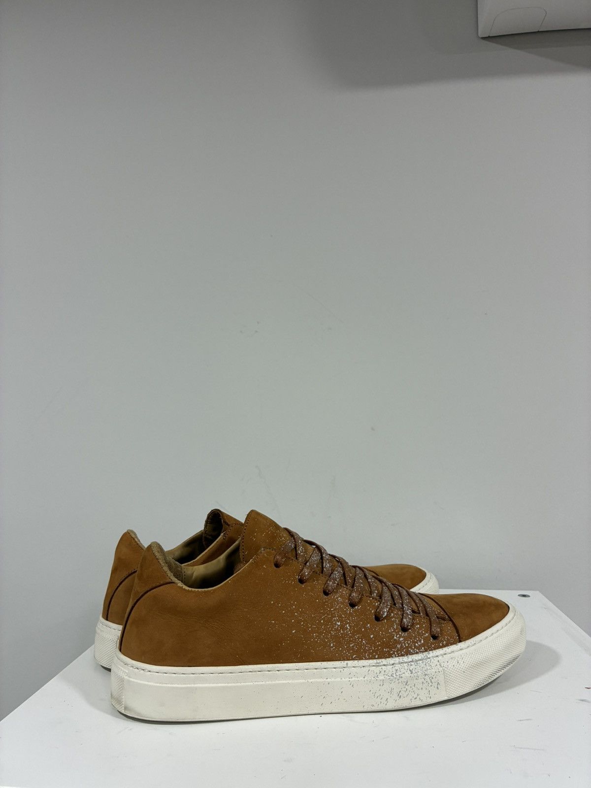 John Varvatos Reed paint splatter Low Top Sneaker 8.5 Size US 8.5 / EU 41-42 - 10 Thumbnail