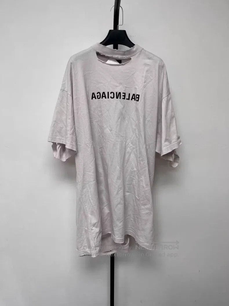 Balenciaga Balenciaga Printed Letter Logo Round Neck Short Sleeve T-S Size L / US 10 / IT 46 - 1 Thumbnail