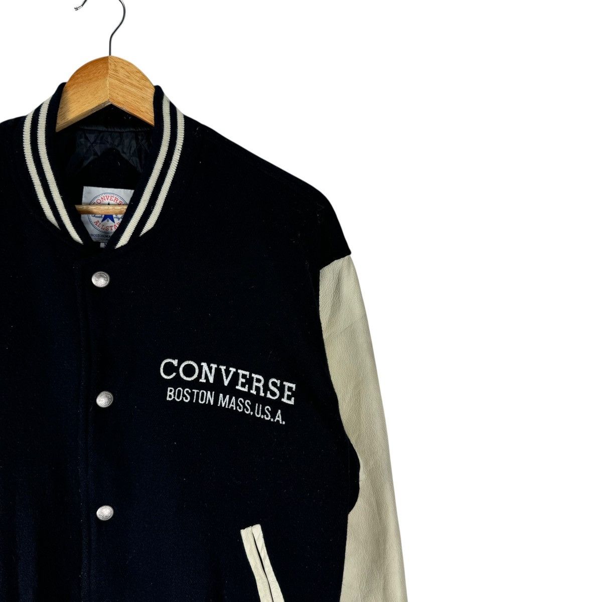 Converse 🌟VTG CONVERSE CHUCK TAYLOR VARSITY COWHIDE LEATHER JACKET Size US M / EU 48-50 / 2 - 4 Thumbnail