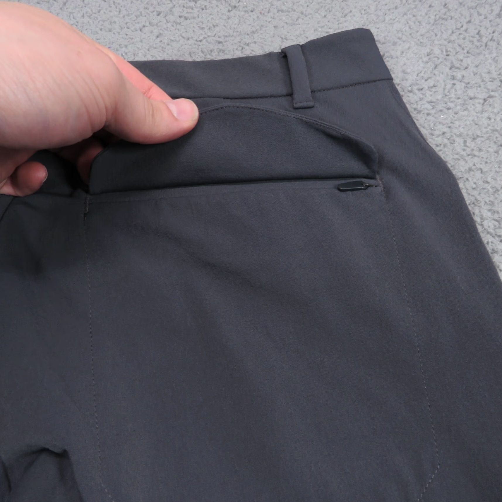 Vintage REI Co-op Pants Men 32x32 Slim Charcoal Grey UPF Commuter Work Travel Flex Chino Size US 32 / EU 48 - 4 Thumbnail