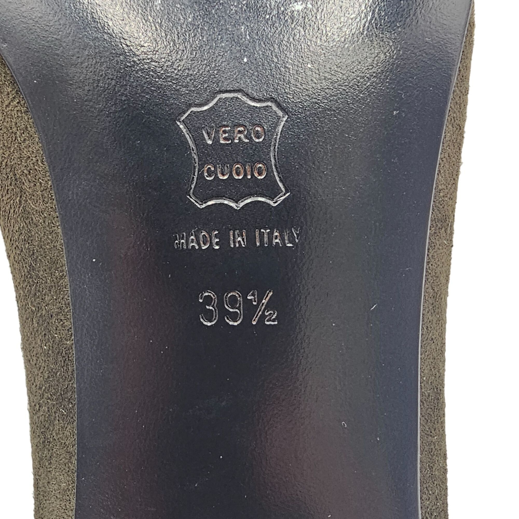 Giorgio Armani NEW Giorgio Armani Women 9M Italian Dark Green Suede Leather Size US 9 / IT 39 - 11 Thumbnail