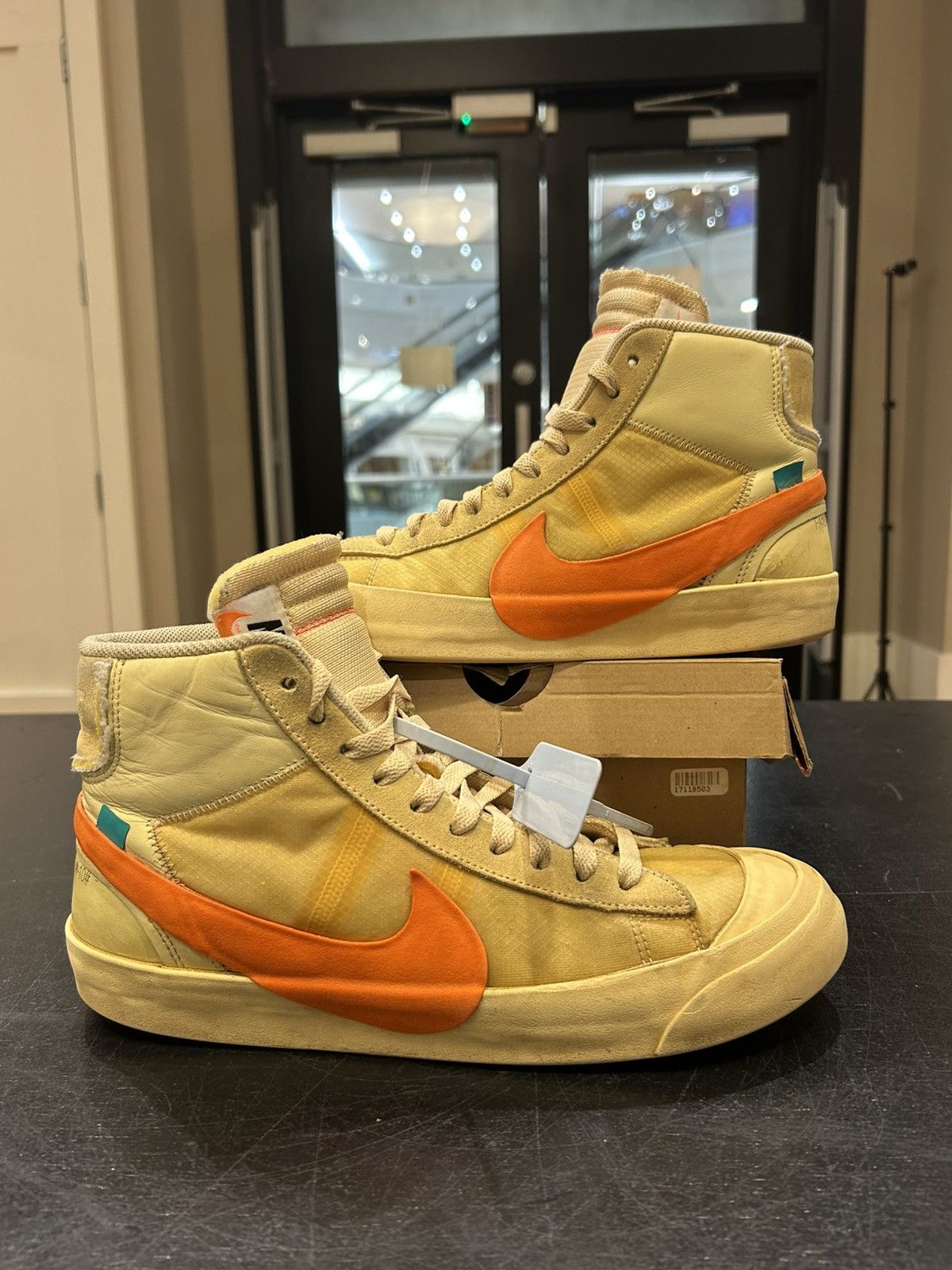 Nike Nike Blazer Mid ‘Off-White Hallows Eve’ Size US 10 / EU 43 - 1 Thumbnail