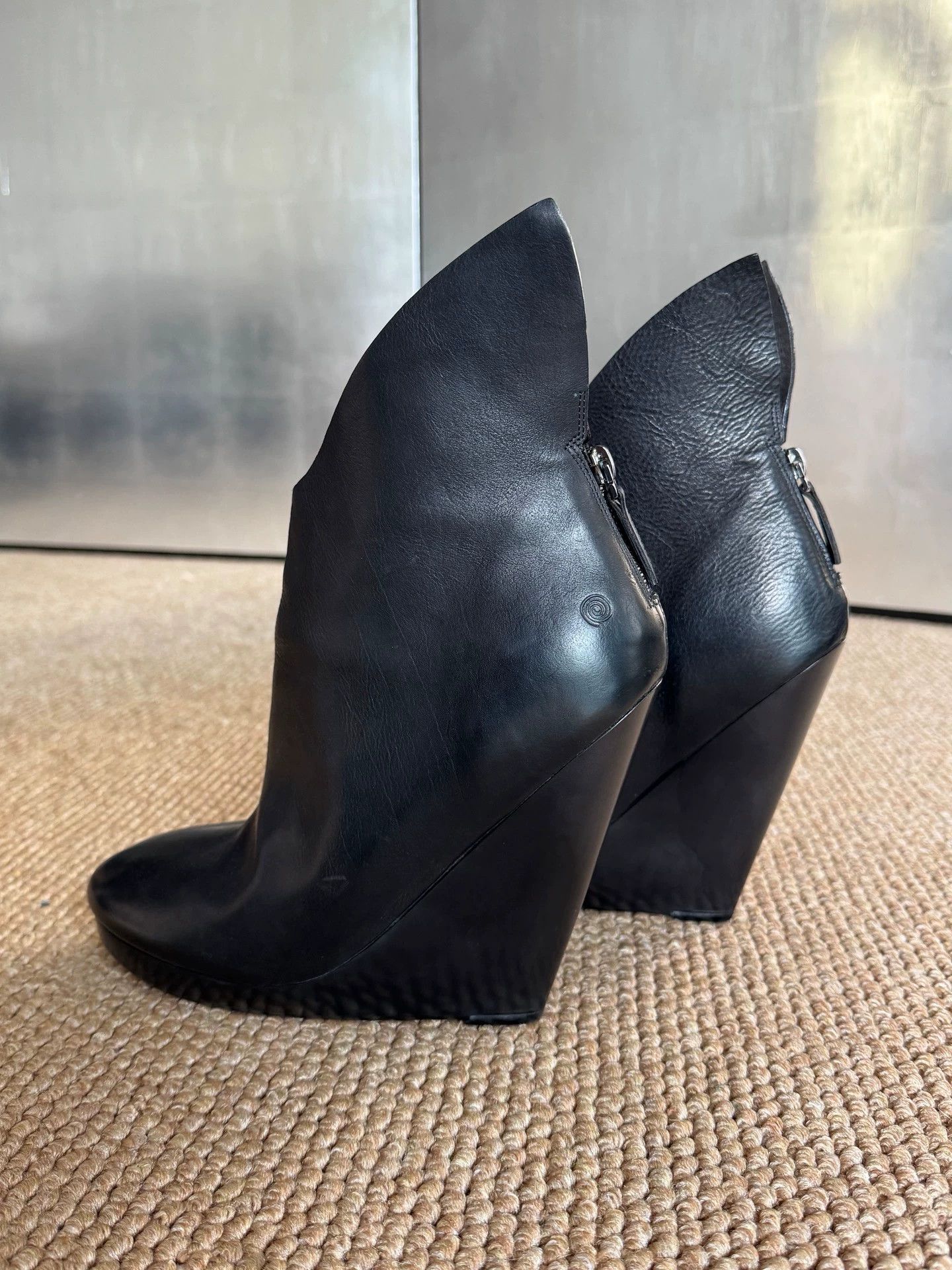 Other Vintage Italian Leather Asymmetric 13cm Block Heel Boots 39 Size US 8.5 / IT 38.5 - 8 Thumbnail