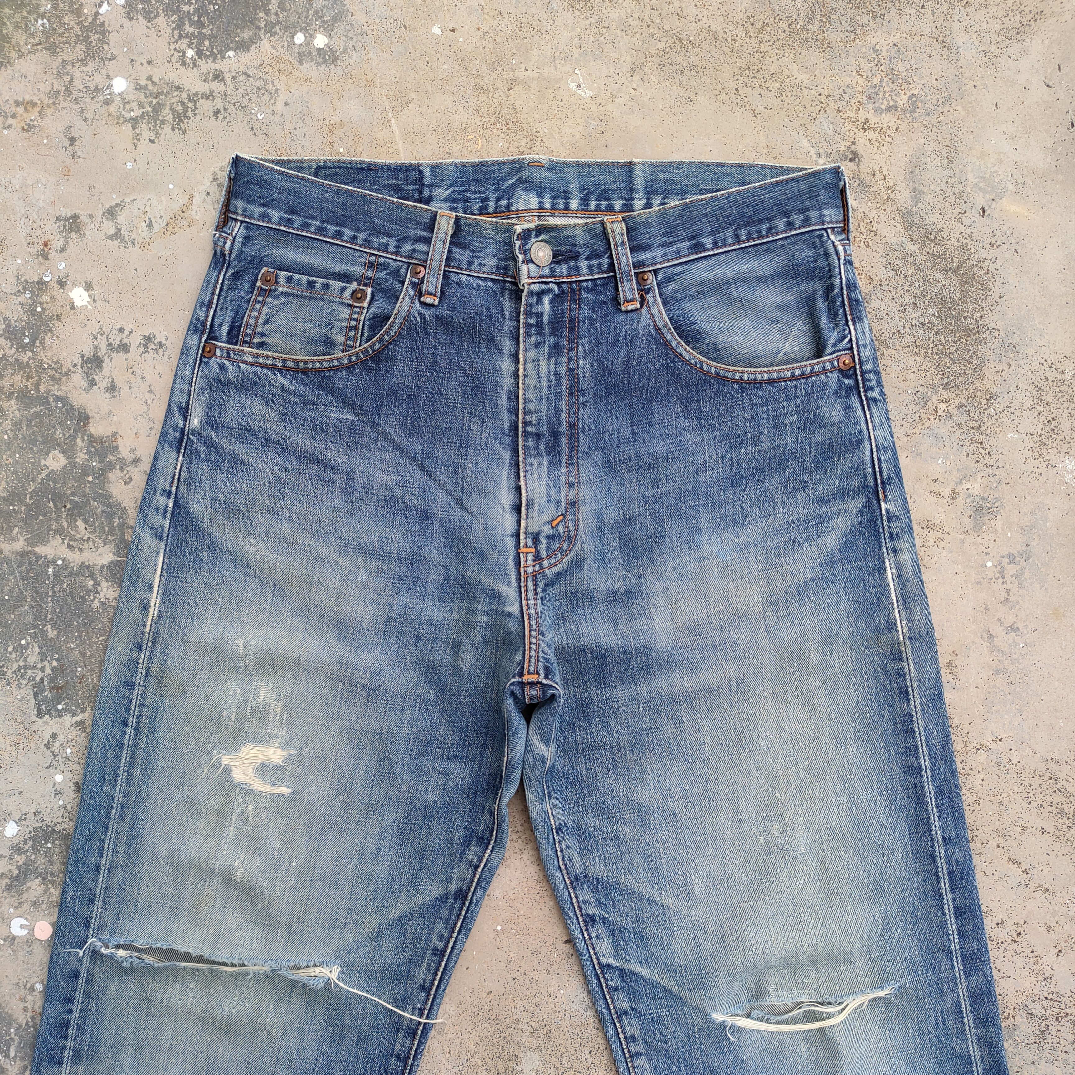 Levi's Vintage Clothing VINTAGE LEVI'S 502 BIG E SELVEDGE RIPPED FADED DENIM PANTS Size US 32 / EU 48 - 3 Thumbnail