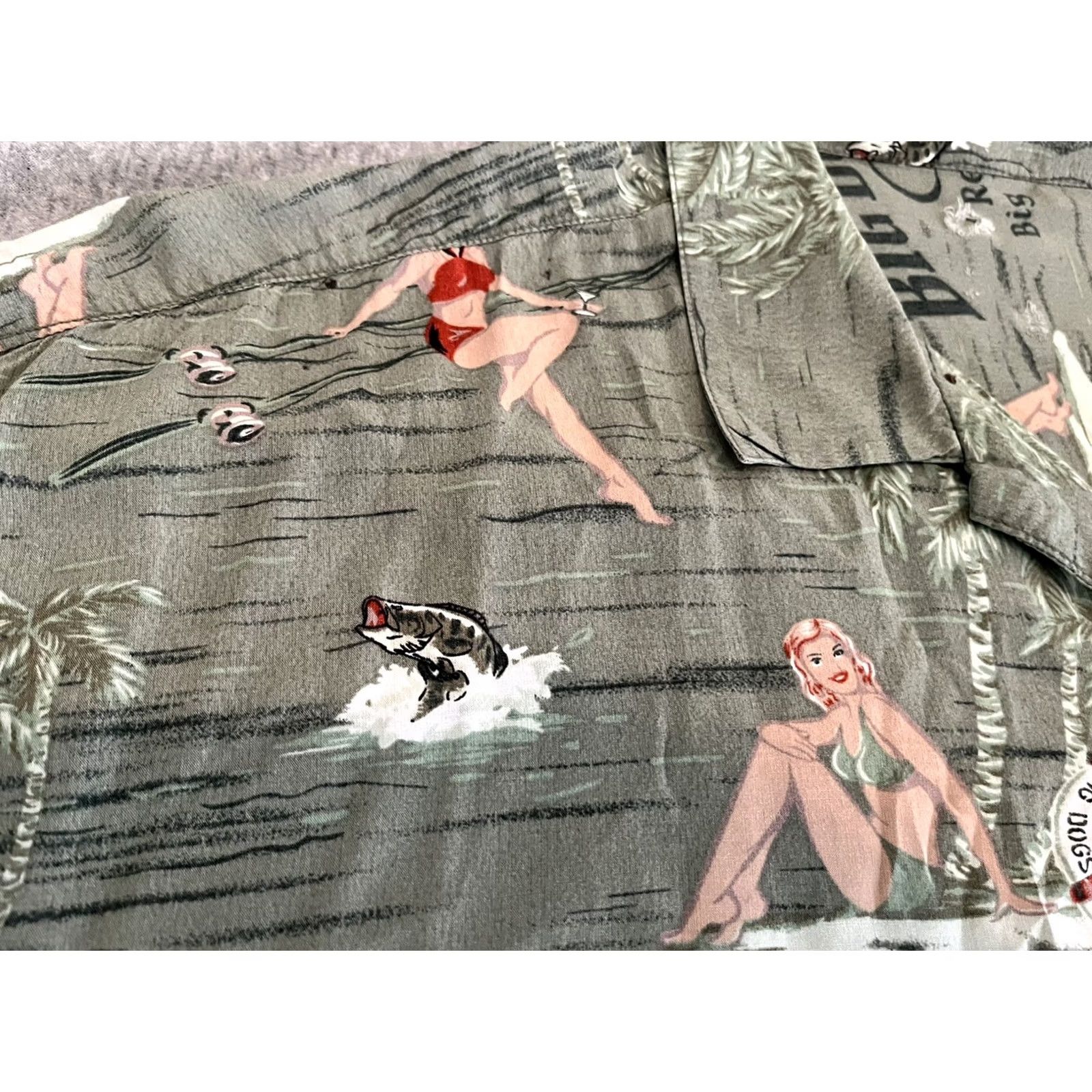 Big Dogs Big Dogs Fishing Bass Pinup Girls Rayon Hawaiian Shirt Mens 3XL XXXL Green Short Sleeve Button-Up Ocean/Sea/Coast Theme Mens Size US XXL / EU 58 / 5 - 5 Thumbnail