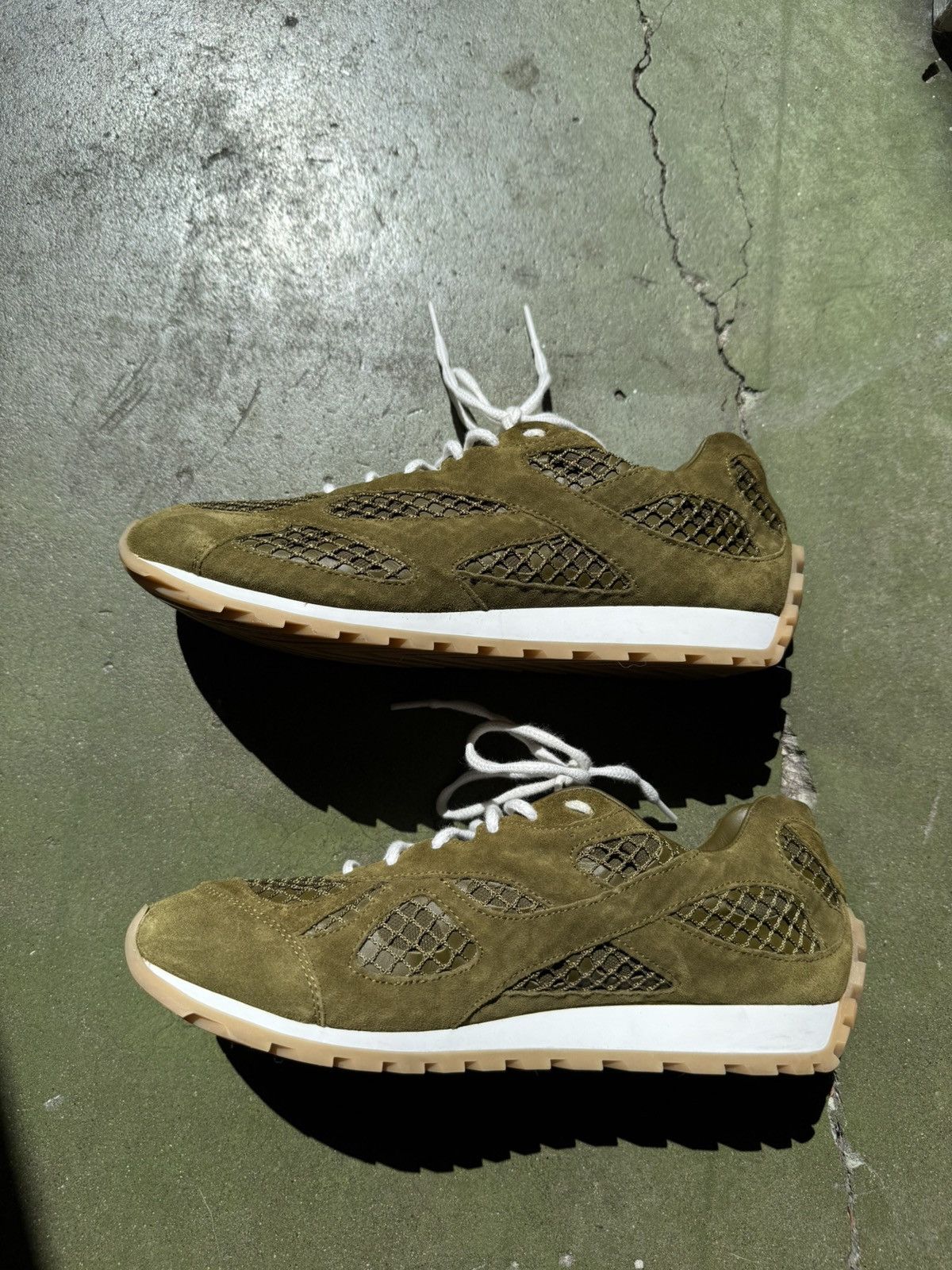 Bottega Veneta Bottega Veneta Orbits (EU42 / US9) Size US 9 / EU 42 - 3 Thumbnail