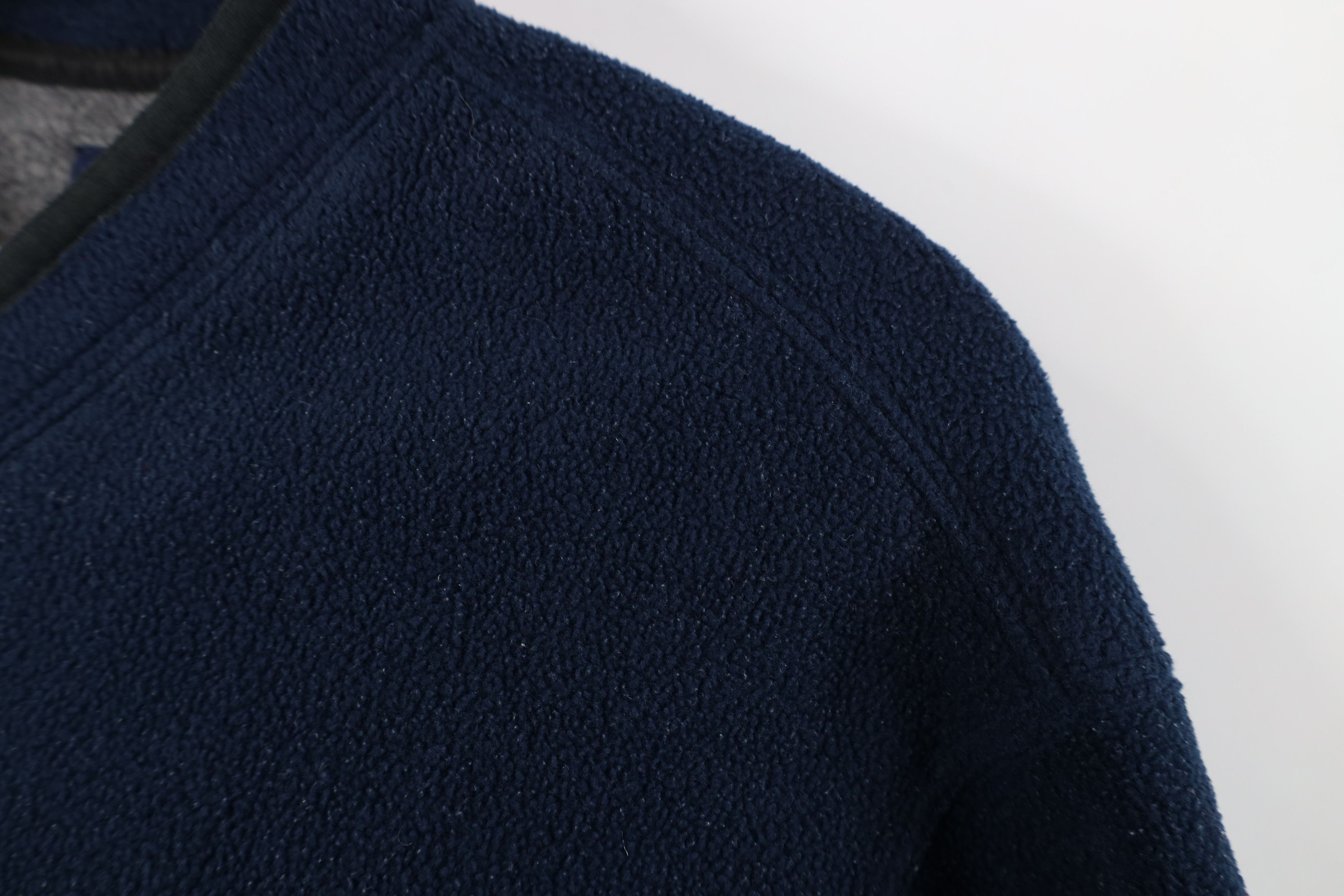 Gap Vintage 90s Y2K Gap Blank Thick Fleece V-Neck Sweater Blue Size US L / EU 52-54 / 3 - 6 Thumbnail