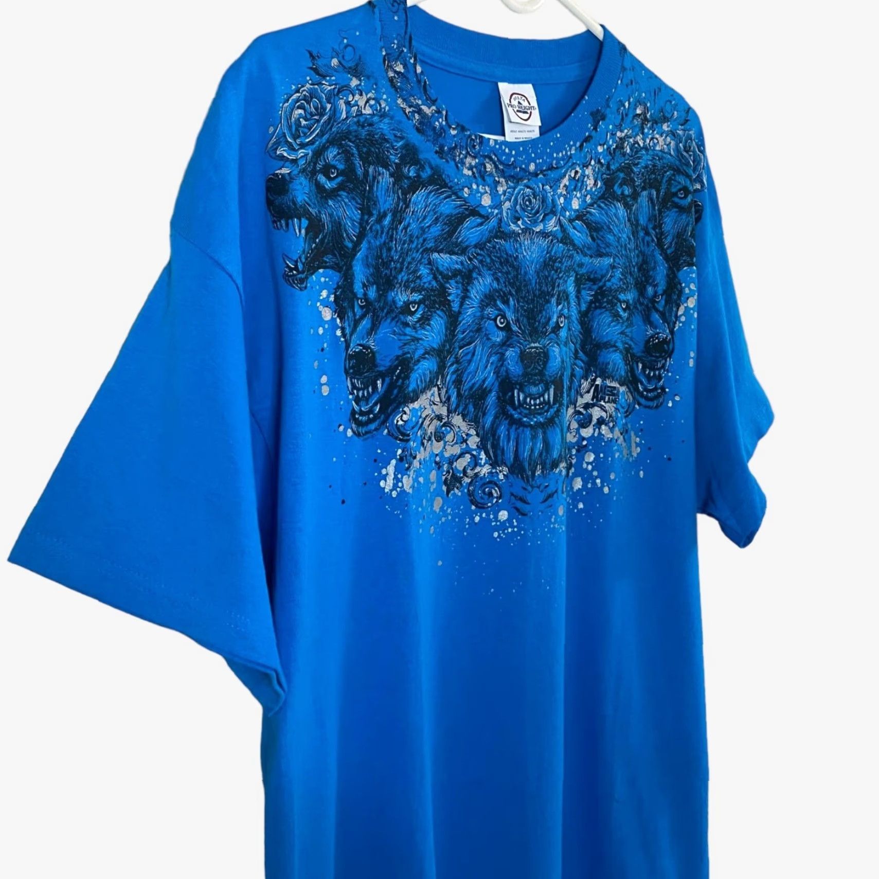 Delta VINTAGE Y2K Animal Planet Wolf Graphic T-Shirt Mens L Blue Metallic Splatter Tee Size US L / EU 52-54 / 3 - 4 Thumbnail