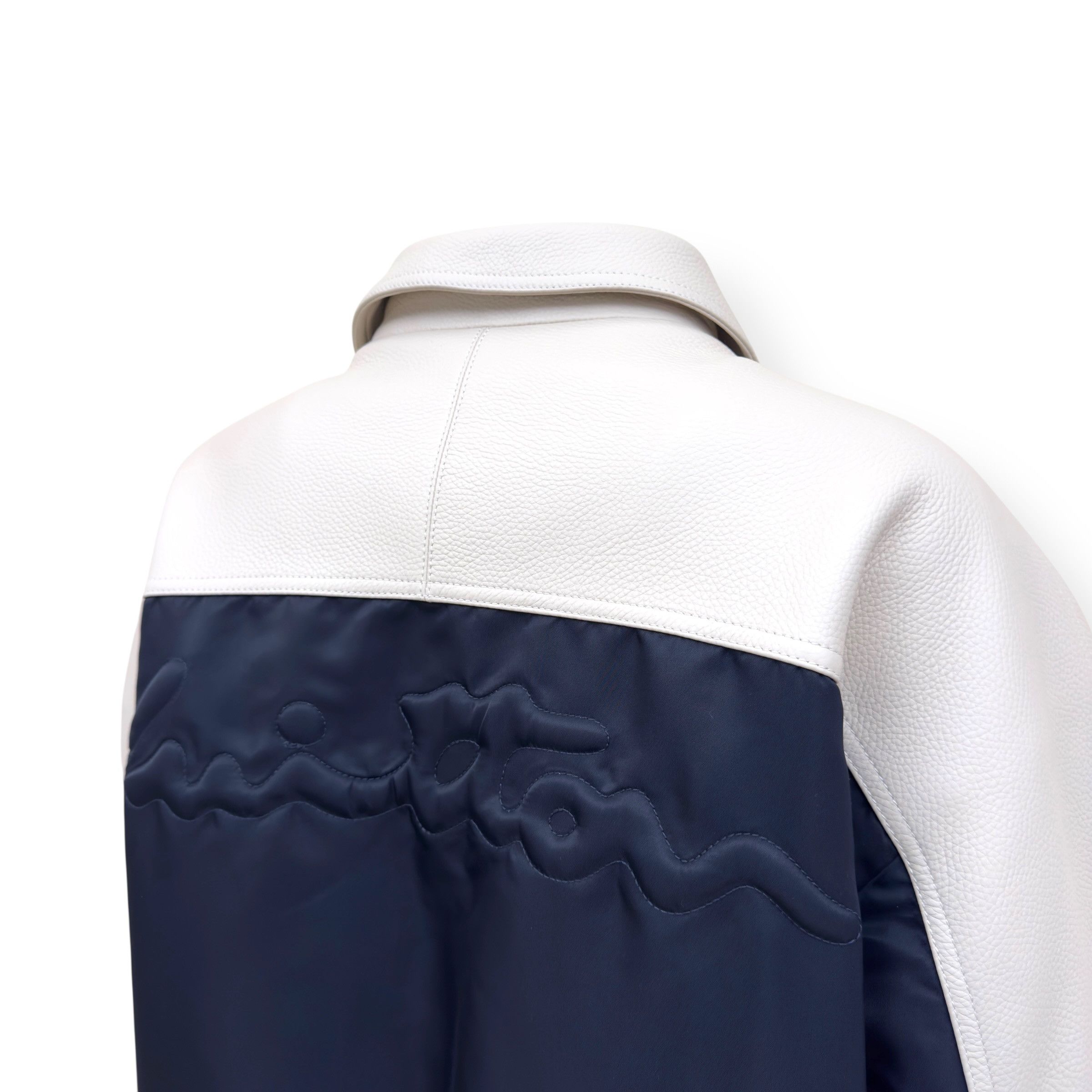 Louis Vuitton LOUIS VUITTON LEATHER / NYLON JACKET CREAM / NAVY 50 / L Size US L / EU 52-54 / 3 - 9 Thumbnail