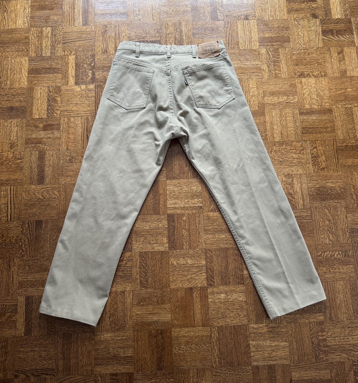 Levi's Vintage 80s Levi's 505 Khaki Beige Jeans Pants Size US 33 - 1 Thumbnail