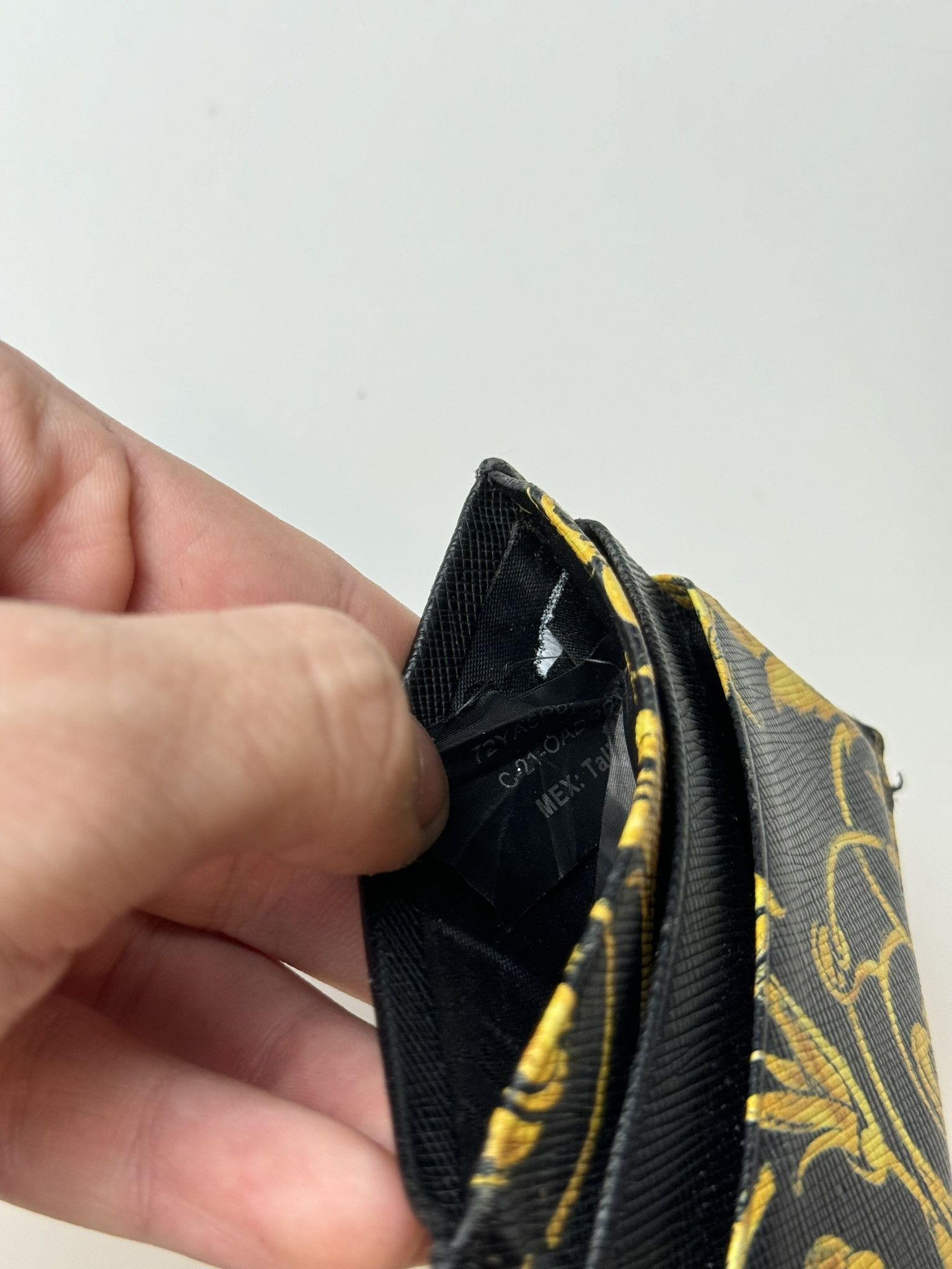 Versace Jeans Couture baroque-print textured cardholder Size ONE SIZE - 6 Thumbnail