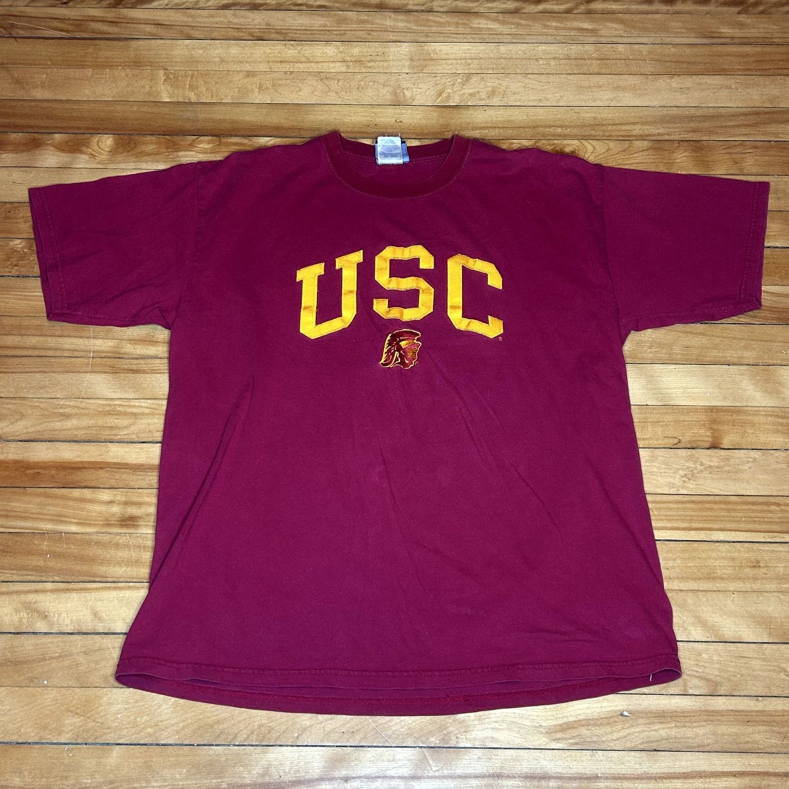 Vintage Y2K USC Trojans T-Shirt XL Size US XL / EU 56 / 4 - 1 Thumbnail