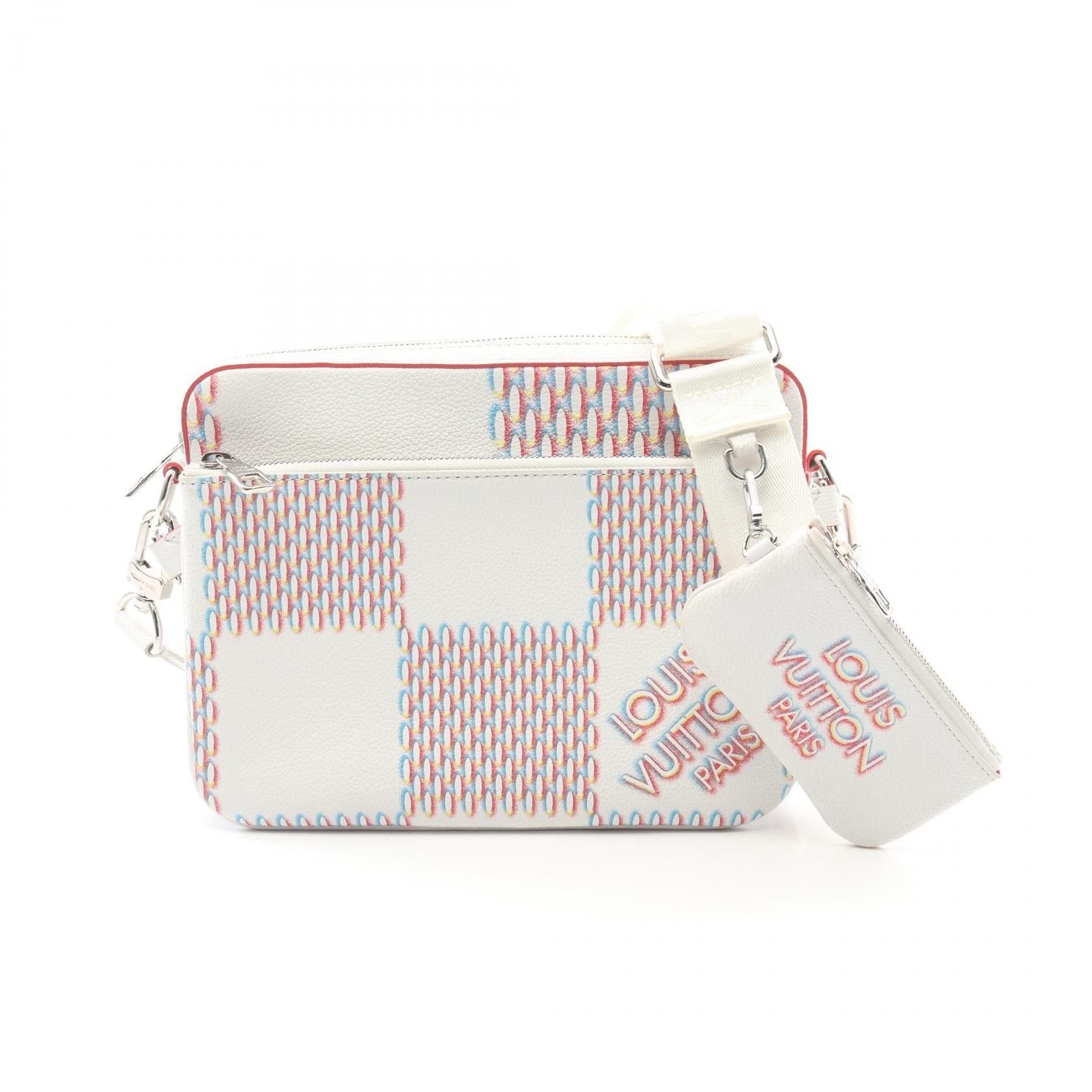 Louis Vuitton Trio Messenger Damier Giant Spray Shoulder Bag